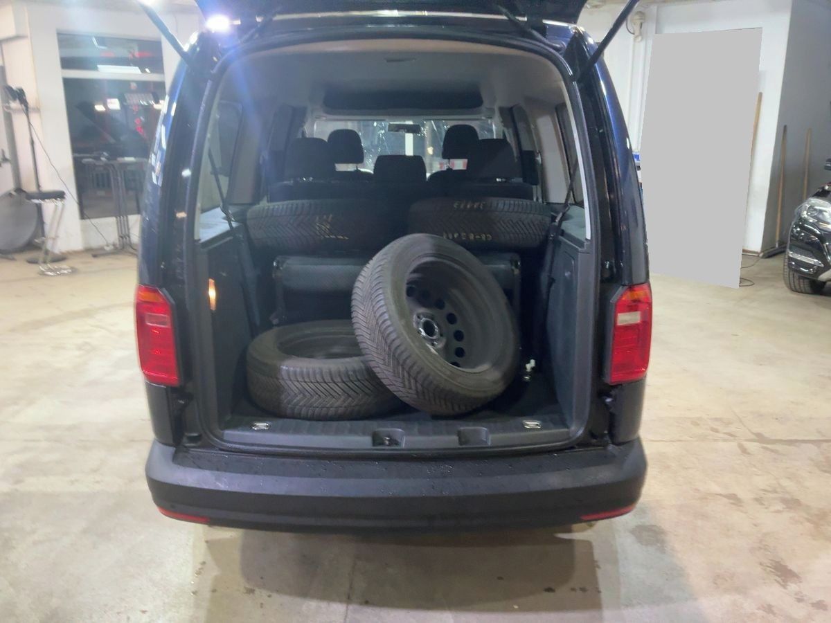 Volkswagen Caddy, MAXI 2.0TDI 7-MÍST VYHŘ.SEDADE - fotka 3