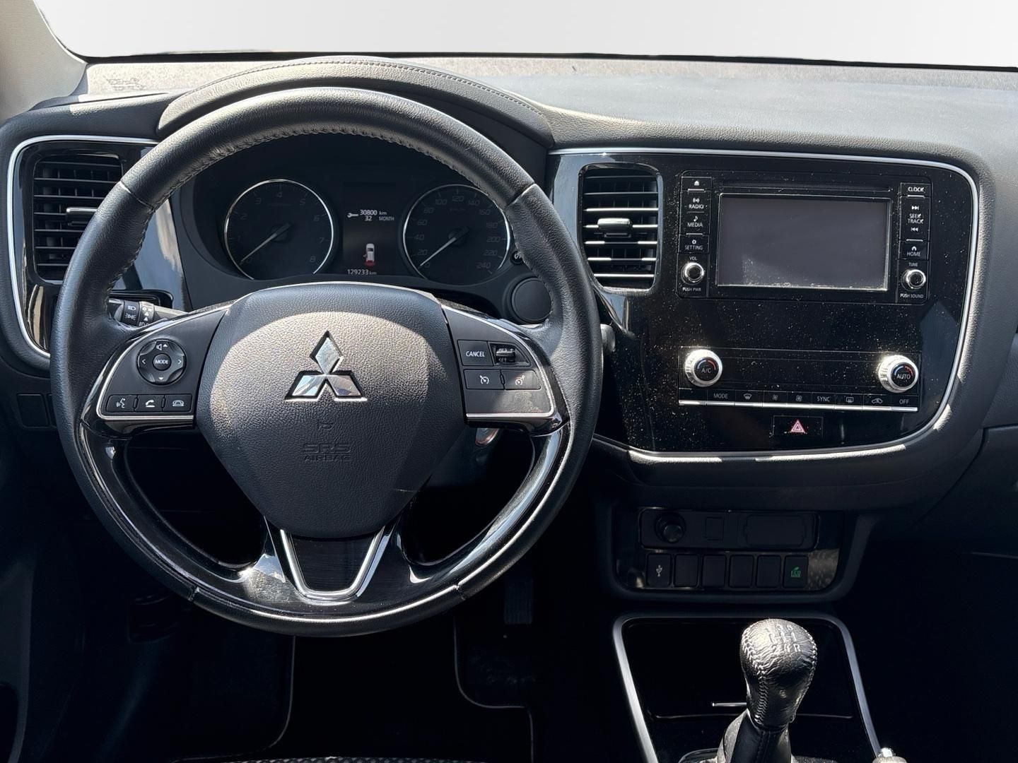Mitsubishi Outlander, INTENSE 2.0 MIVEC 5MT 2WD - fotka 5