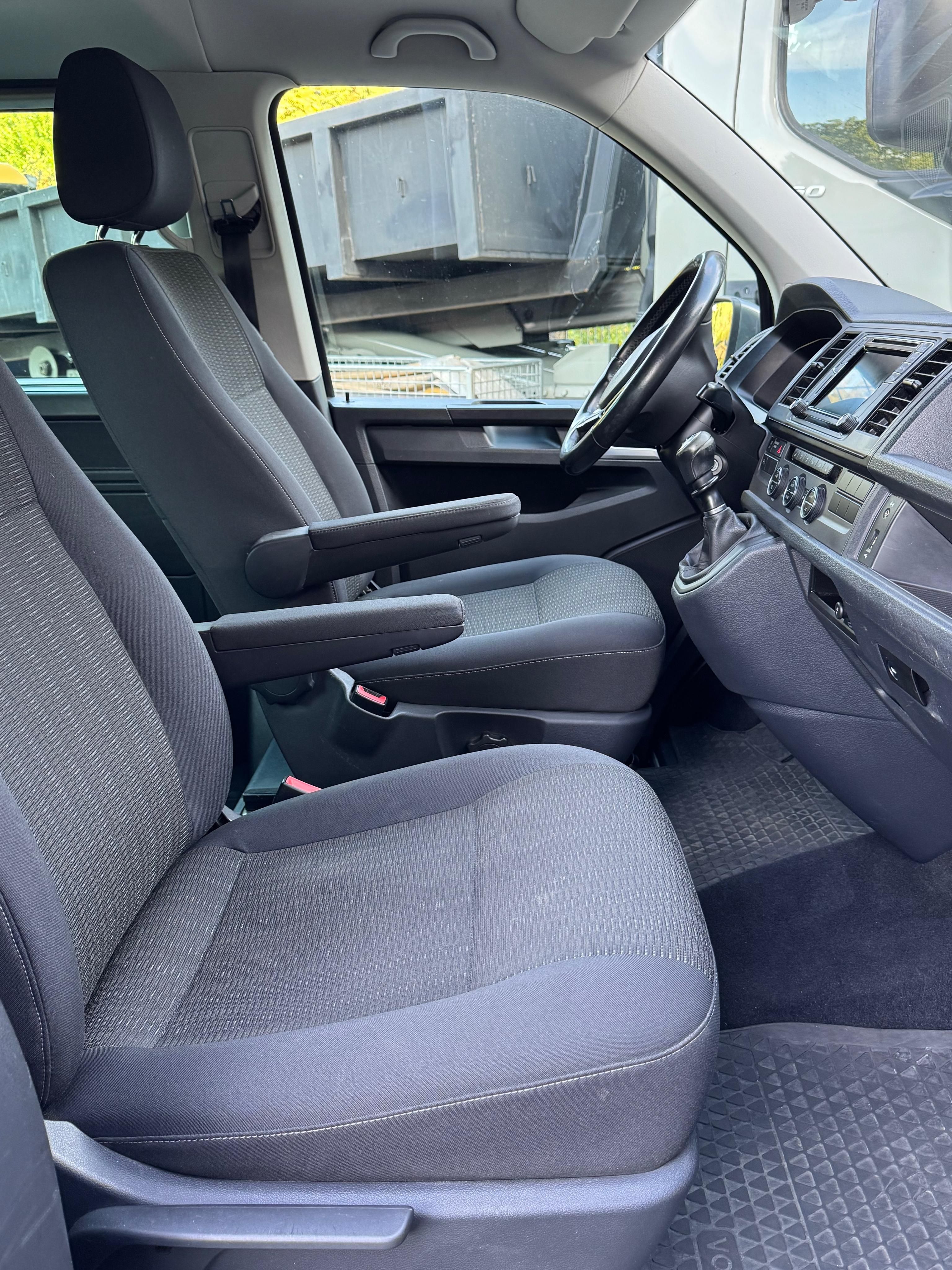 Volkswagen Caravelle, VW Caravelle T6 long - fotka 5