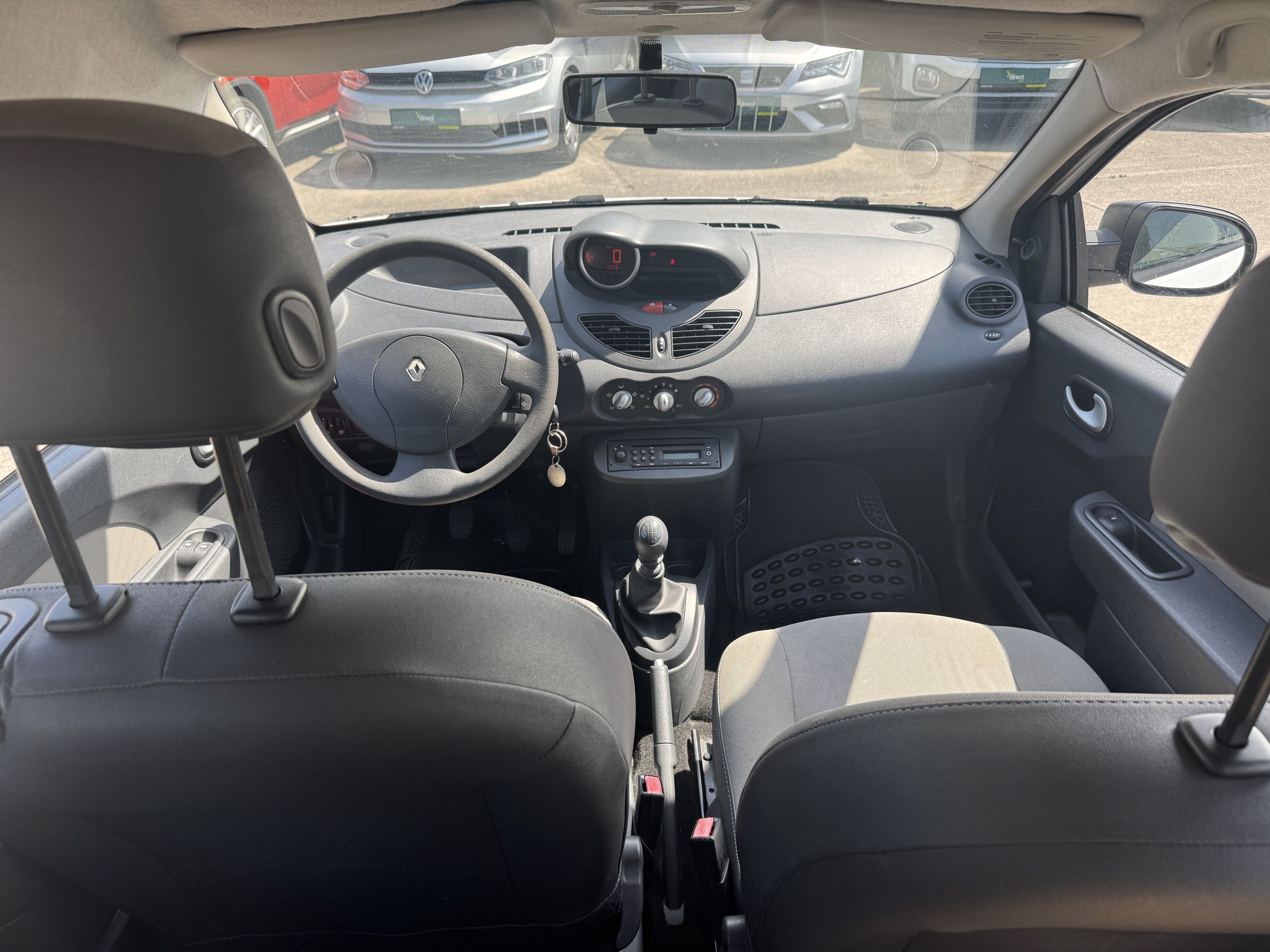 Renault Twingo, 1.1i 55 kW - fotka 6