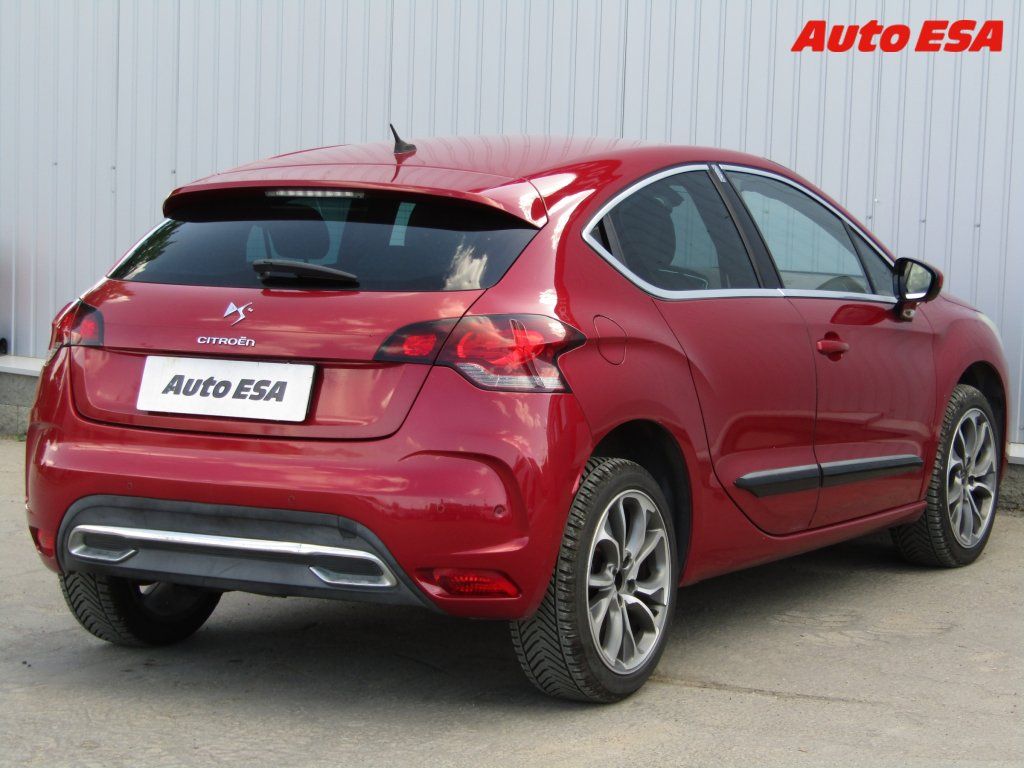 DS 4, 2.0 HDi,navi,kůže - fotka 4