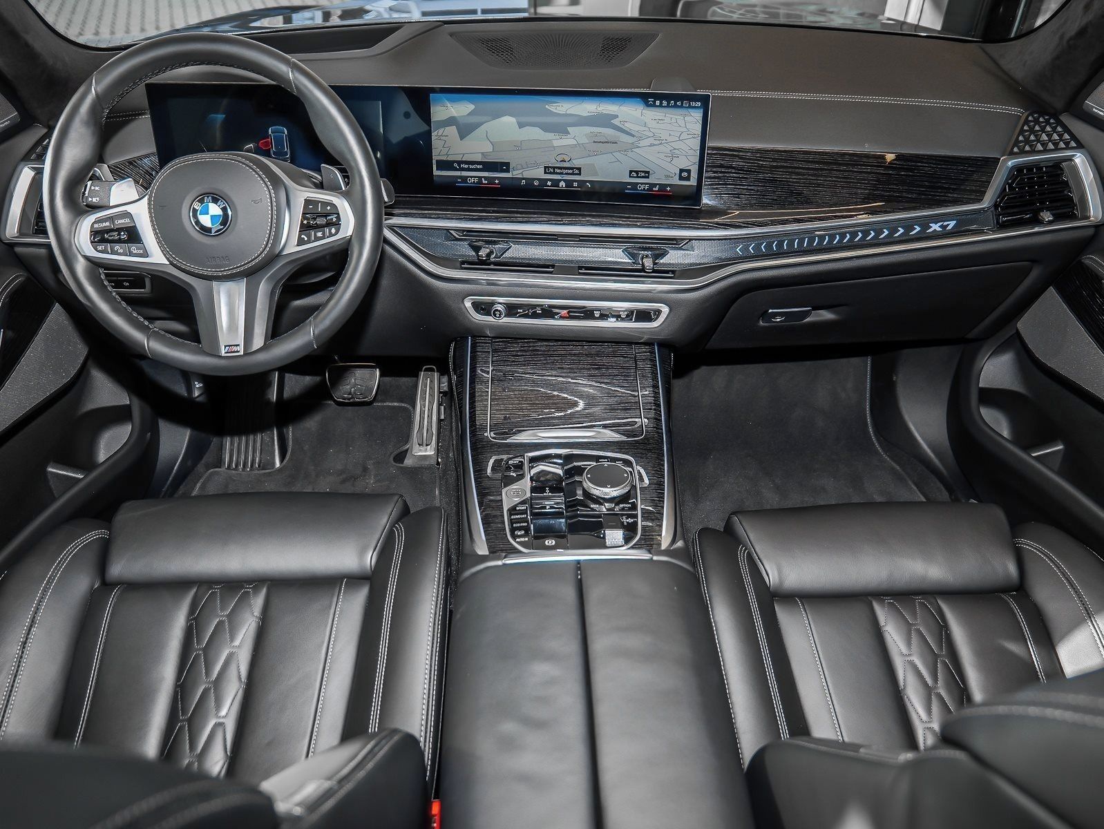BMW X7, X7 xDrive40d M Sport HUD PANO - fotka 6