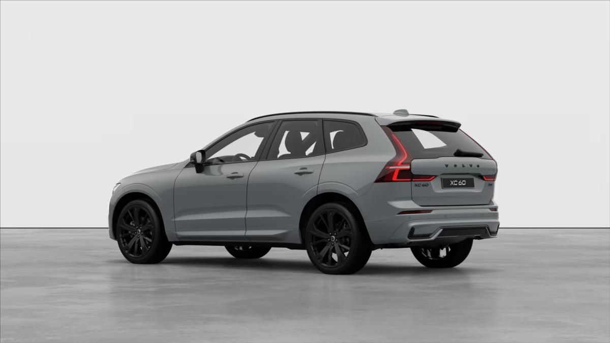 Volvo XC60, 2,0 B5 AWD Plus Black Ed 4321 - fotka 3