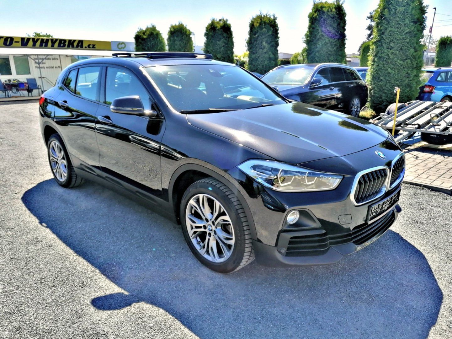 BMW X2, 2.0 20i 141kW A/T Kůže - fotka 3
