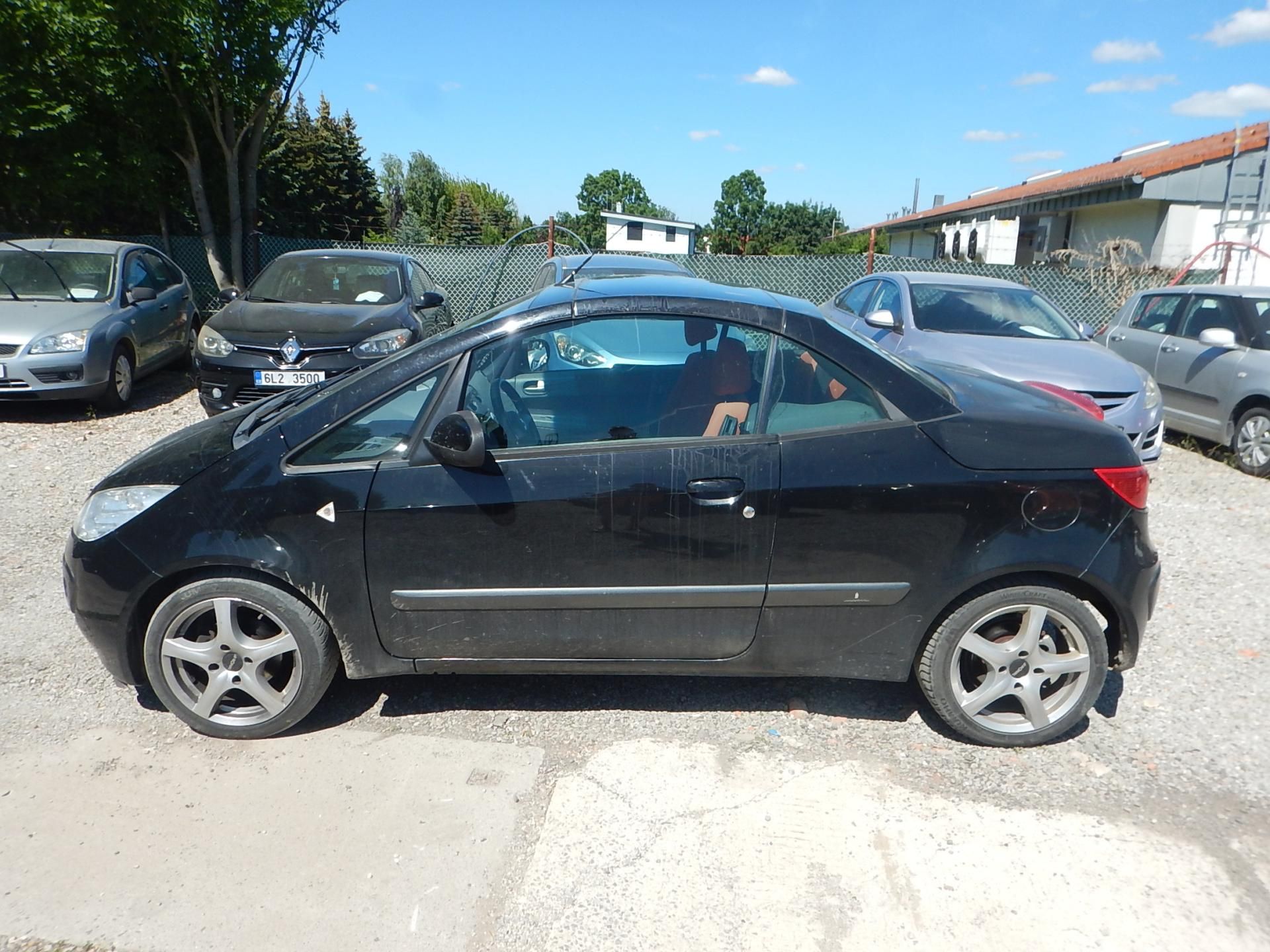 Mitsubishi Colt, 1.5 i 80kw střecha nejde
