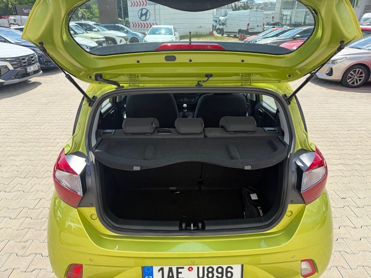 Hyundai i10, 25 1,0I COMFORT CLUB - fotka 5