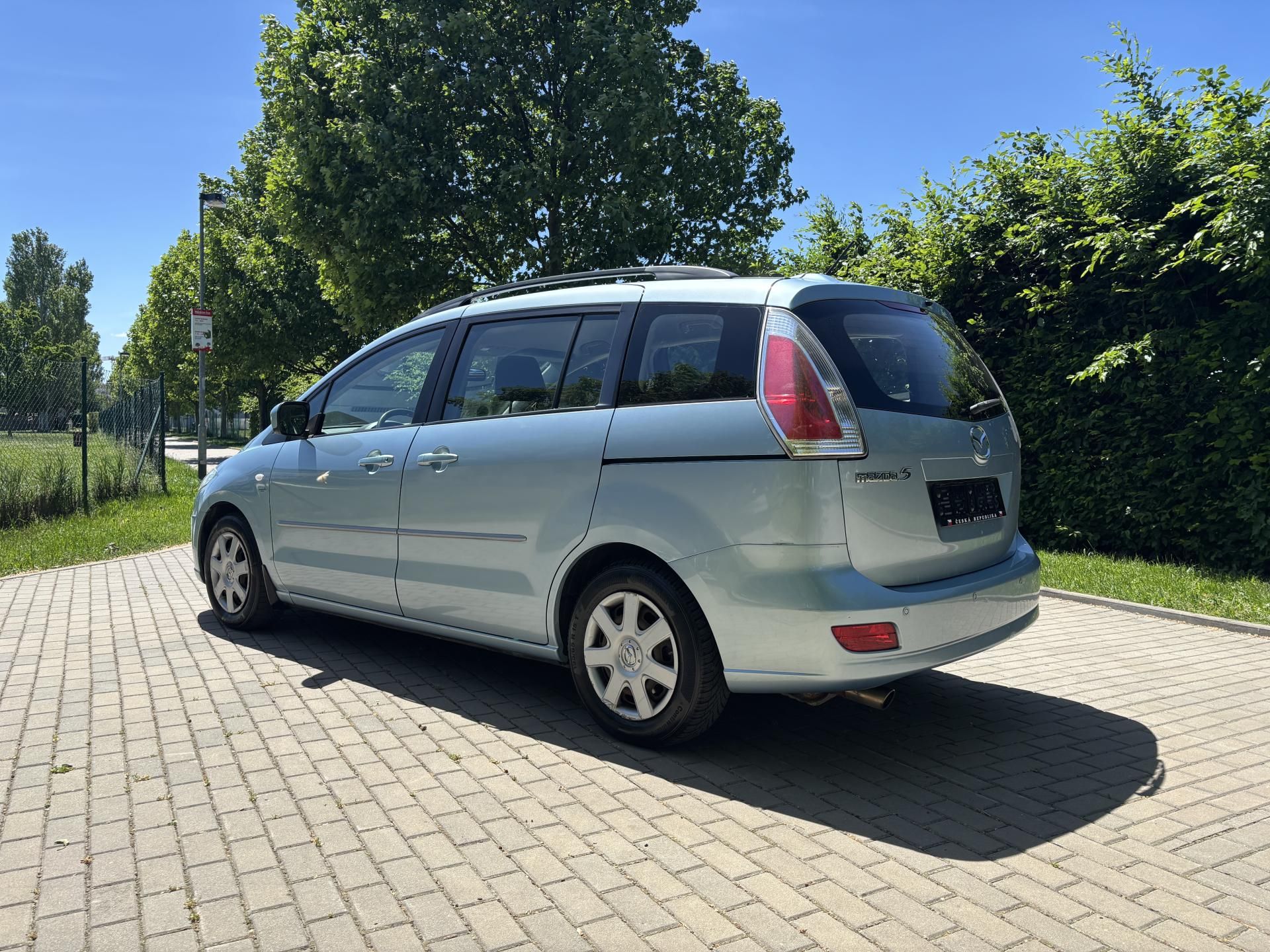 Mazda 5, 2.0 Exclusive - fotka 6