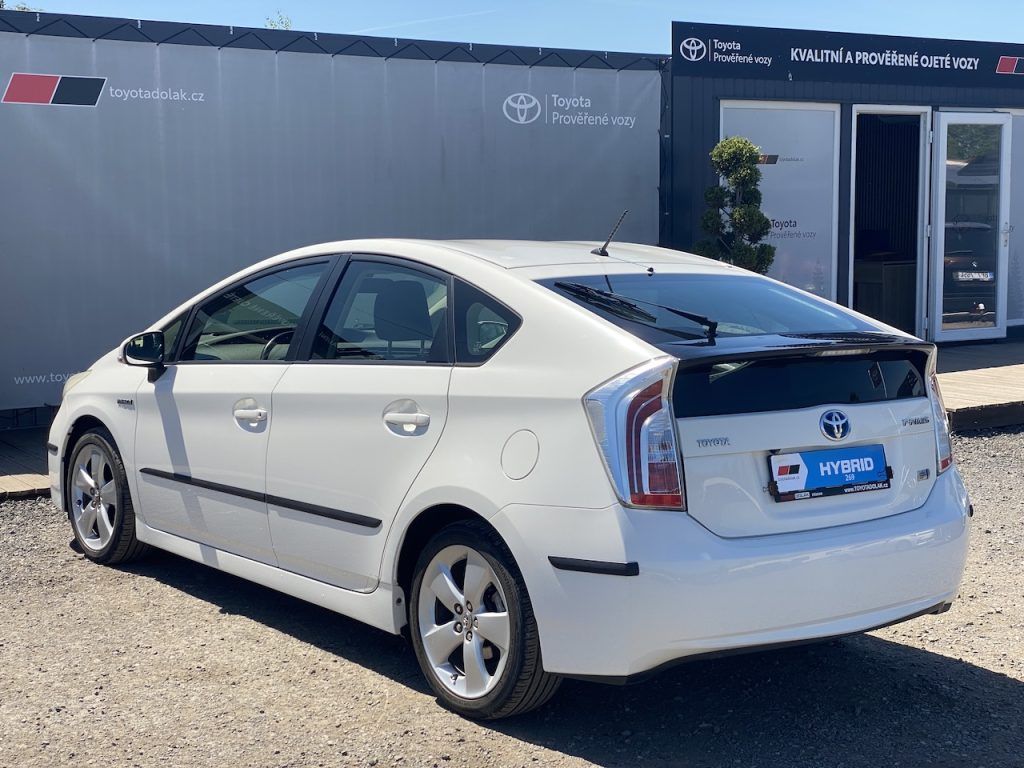 Toyota Prius, 1.8HSD, 2x kola, po servisu - fotka 5