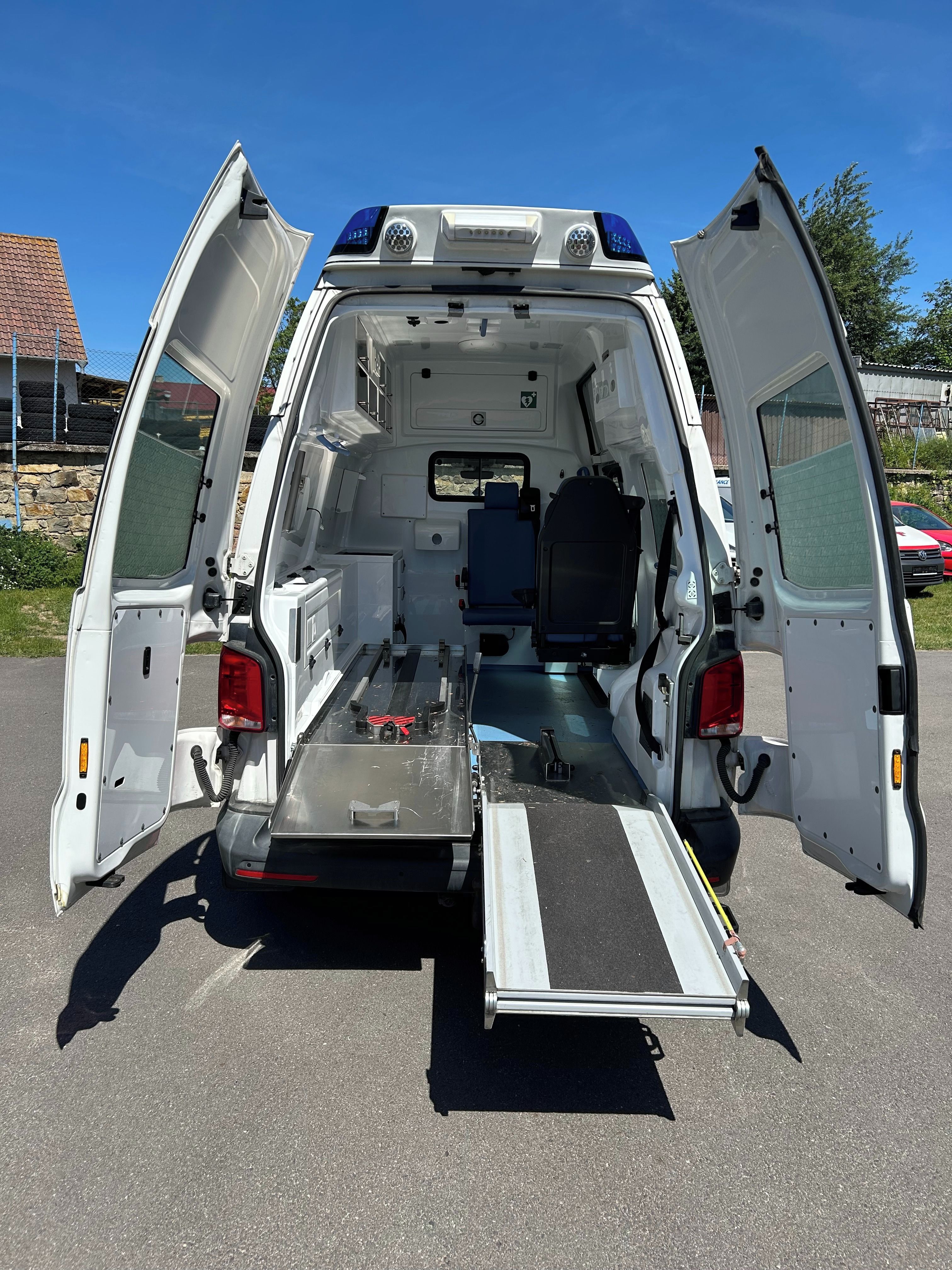 Volkswagen Transporter, T6.1 - 2.0 TDI Sanitní vůz 4x4 - fotka 5
