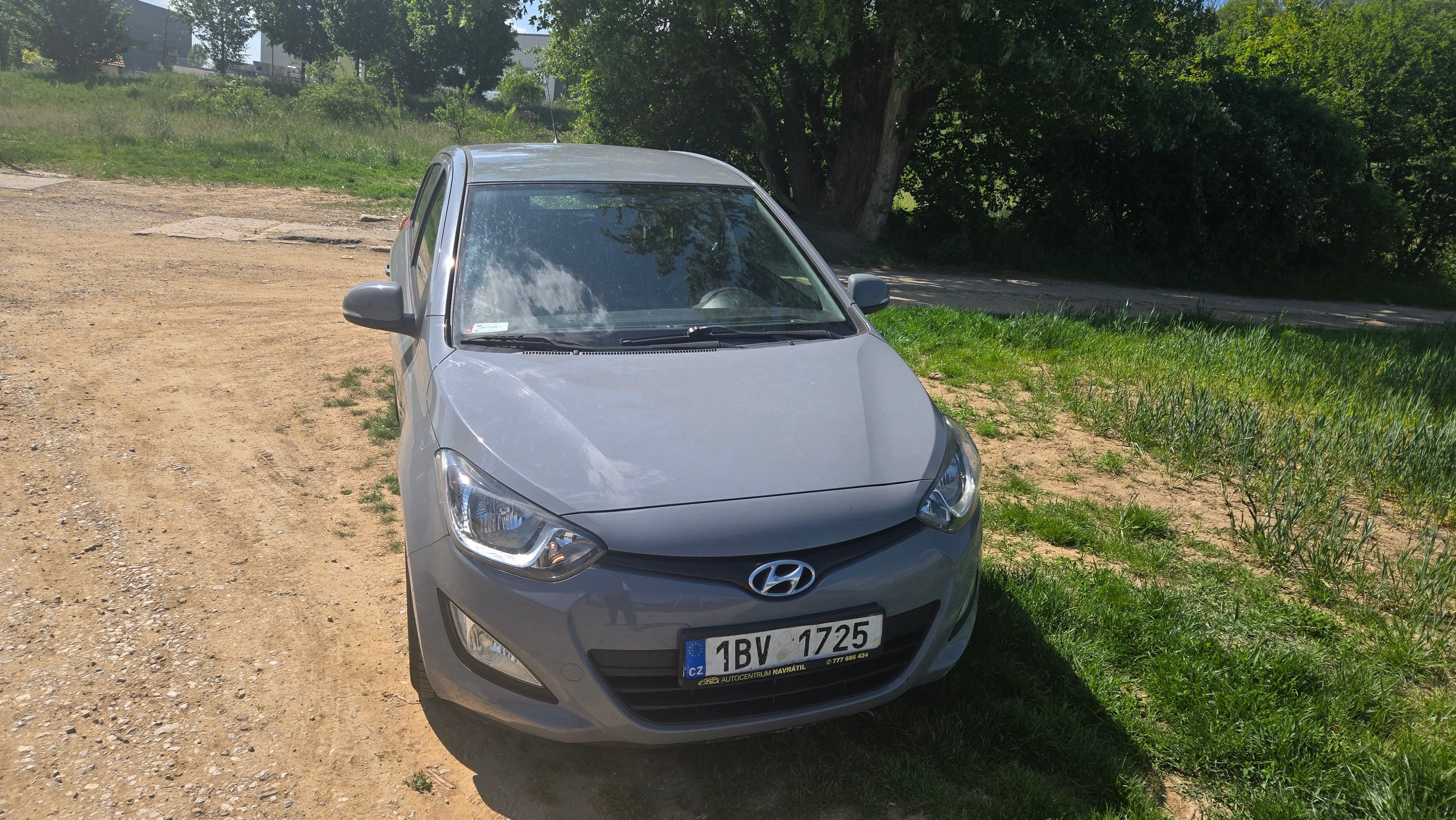 Hyundai i20, Hyundai i20 1.4i AUTOMAT 74kW - fotka 2