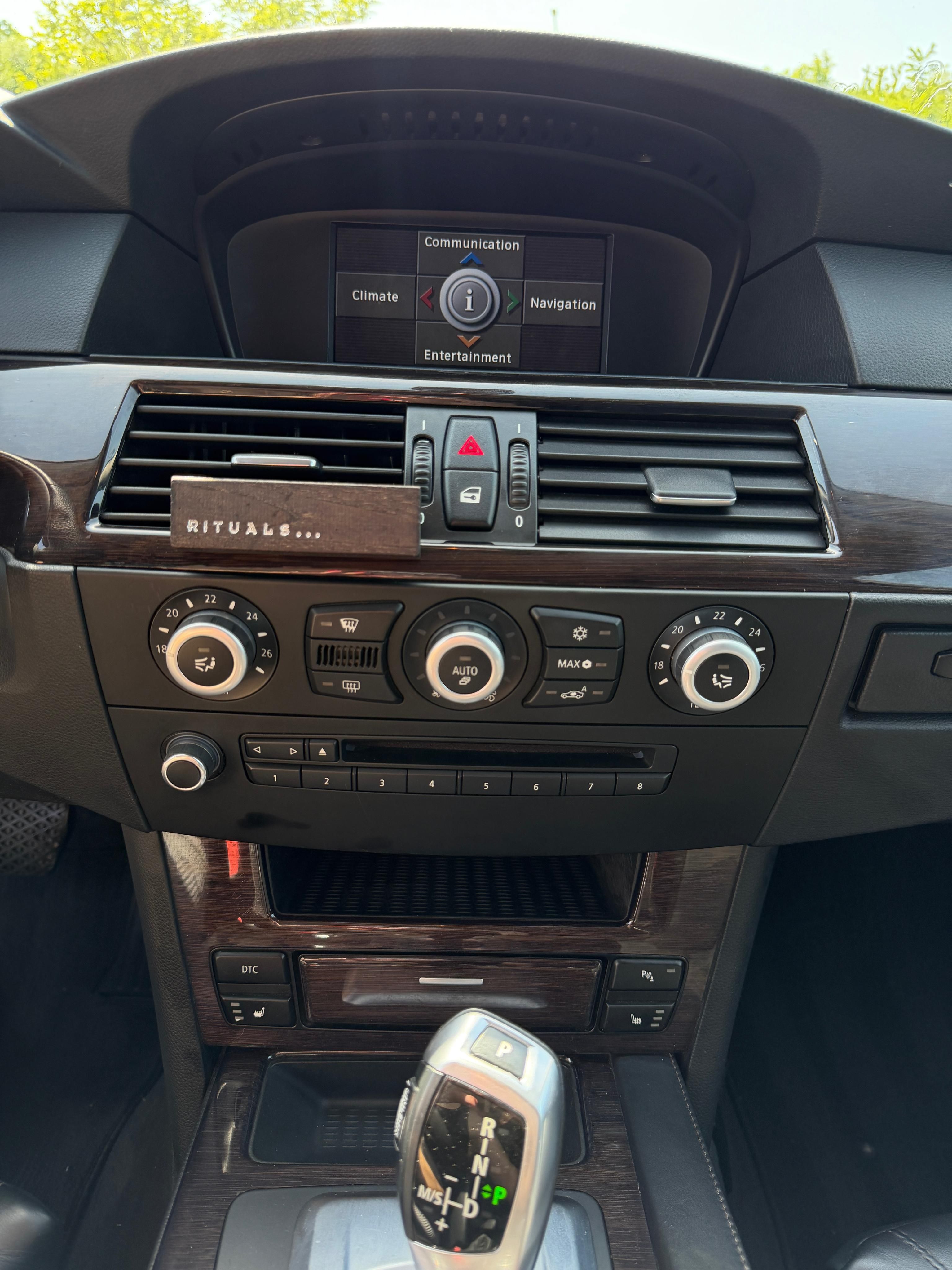 BMW Řada 5, 3.0 - fotka 4
