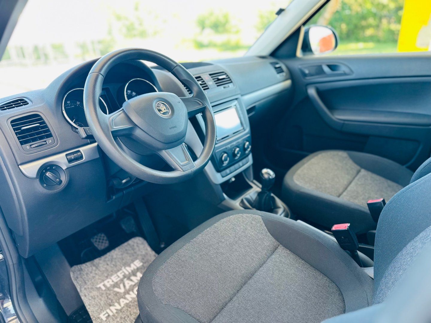 Škoda Yeti, 1.2TSi,NAVI,SMARTLINK,100%KM - fotka 5