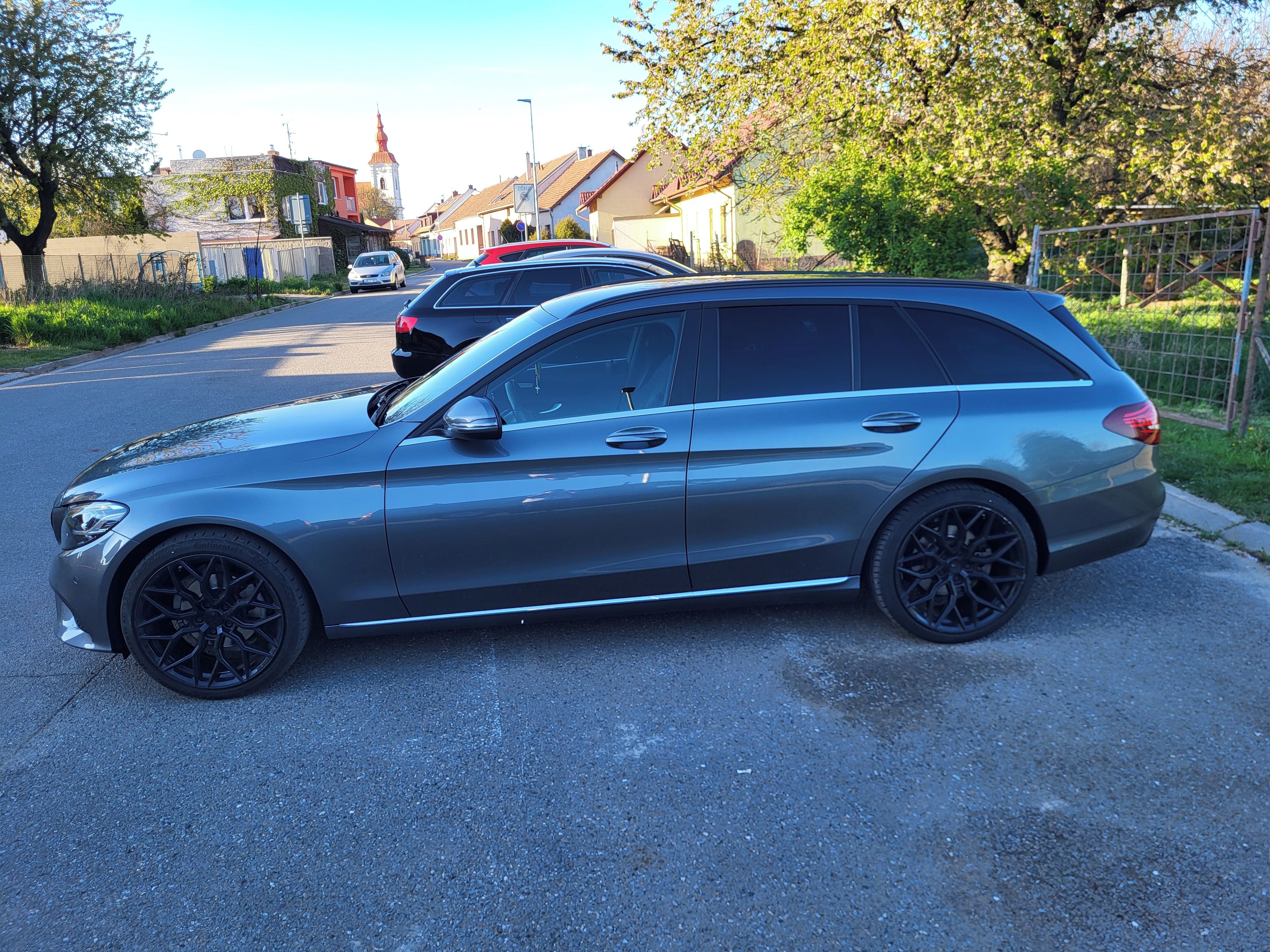 Mercedes-Benz Třídy C, Mercedes -Benz C200 D Exclusiv - fotka 5