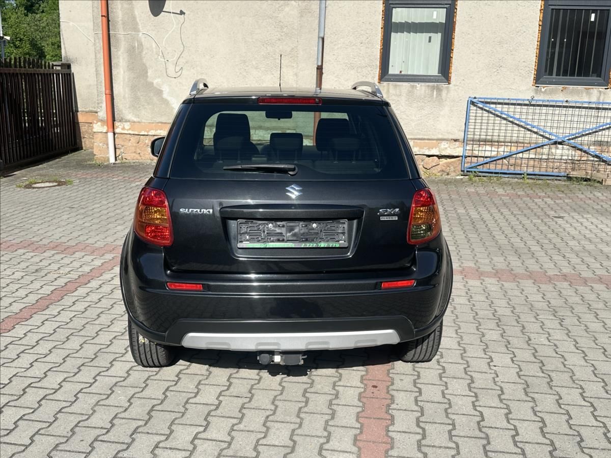 Suzuki SX4, 1,6 TAŽNÉ - fotka 5