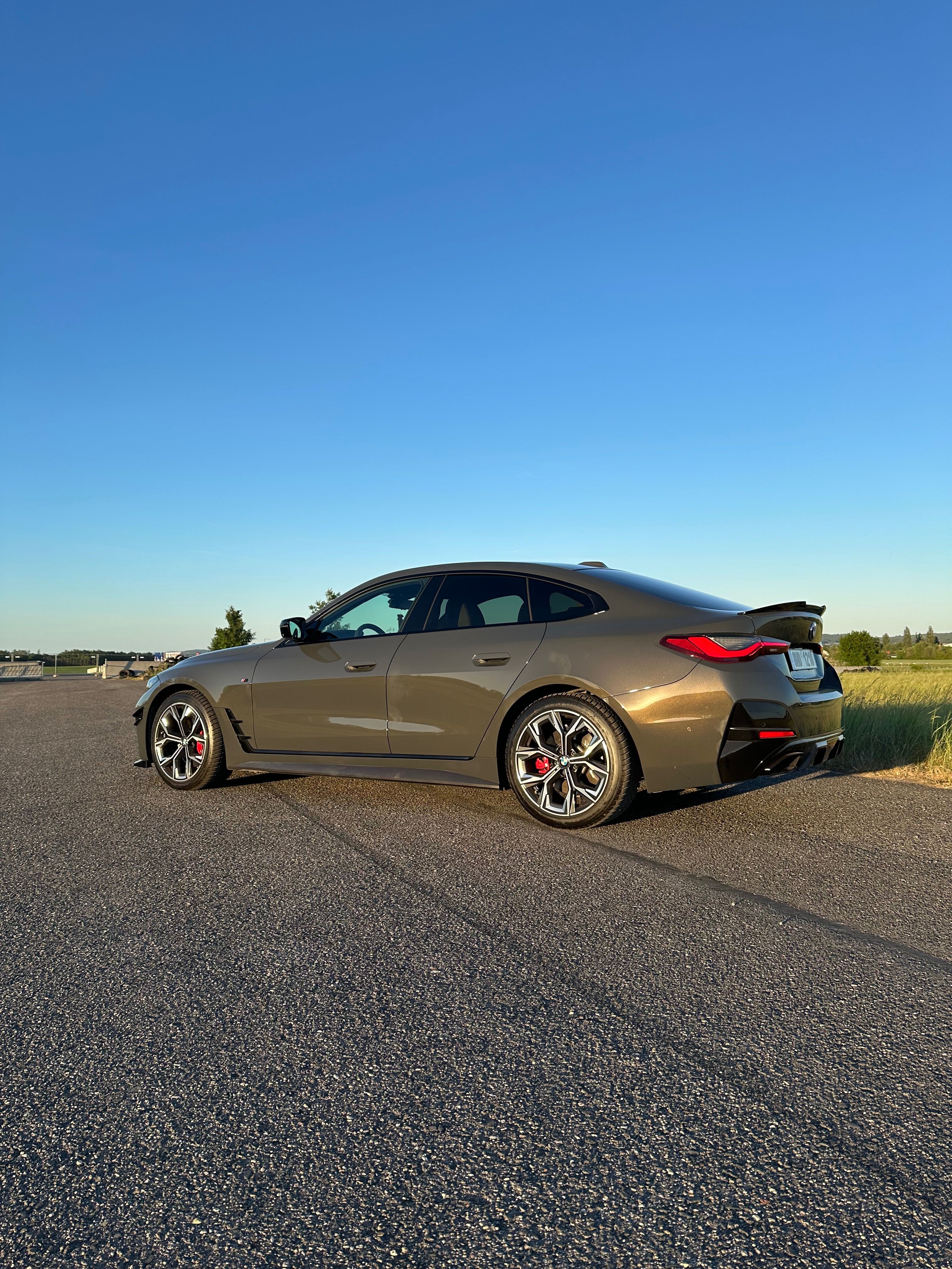 BMW Řada 4, M440i Gran Coupé xDrive G26 - fotka 5