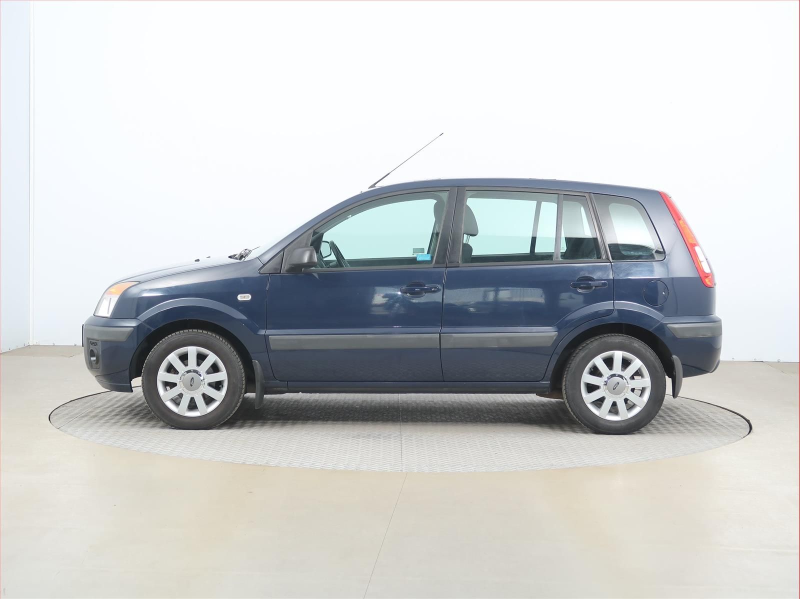 Ford Fusion, 1.4, ČR,1.maj, po STK - fotka 3