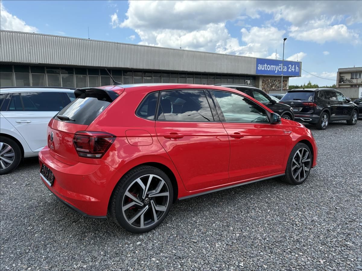 Volkswagen Polo, 2,0 GTI,DSG,KAMERA,LED - fotka 6