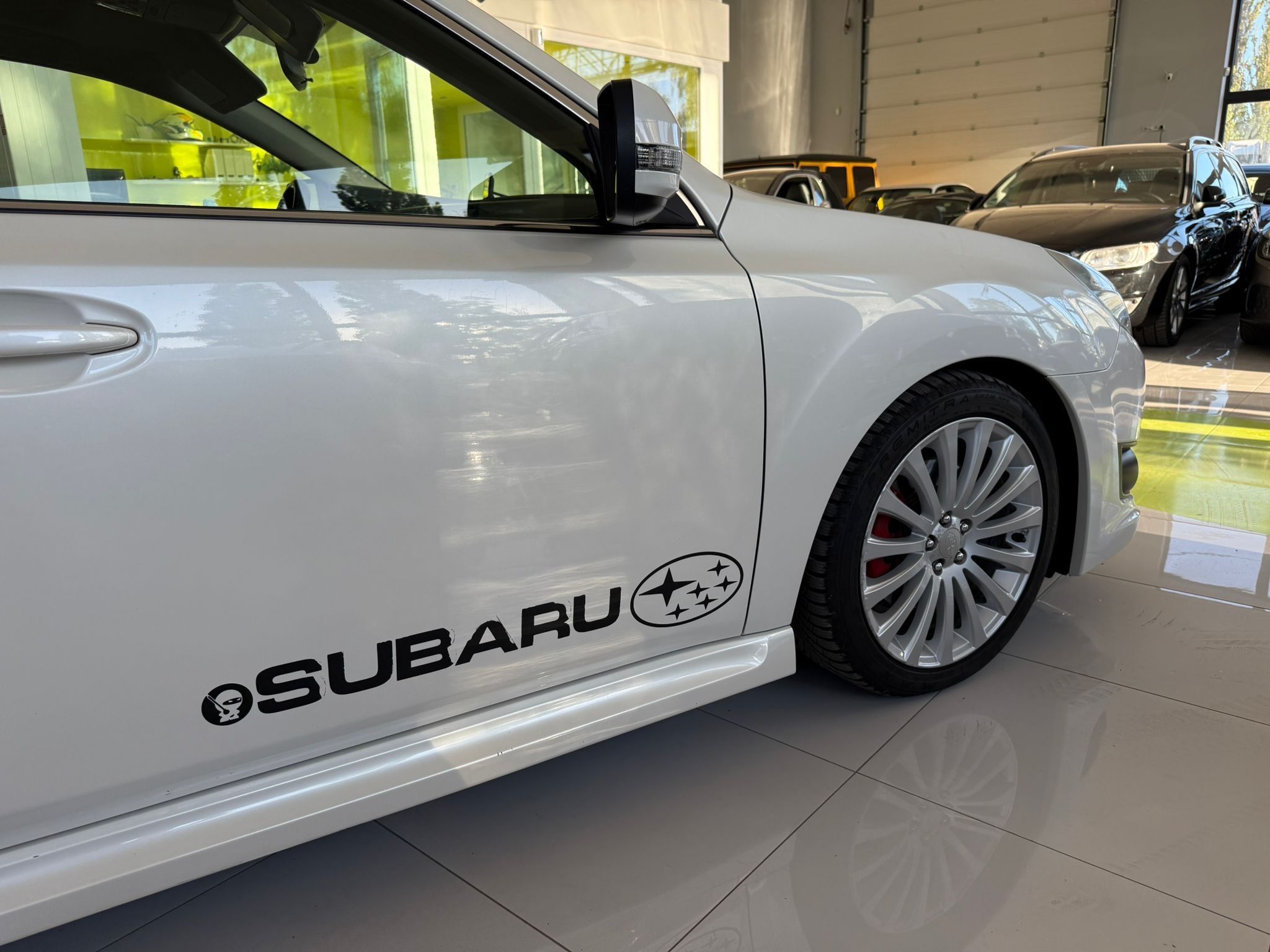 Subaru Legacy, 2.5T, GT 195 KW - fotka 3