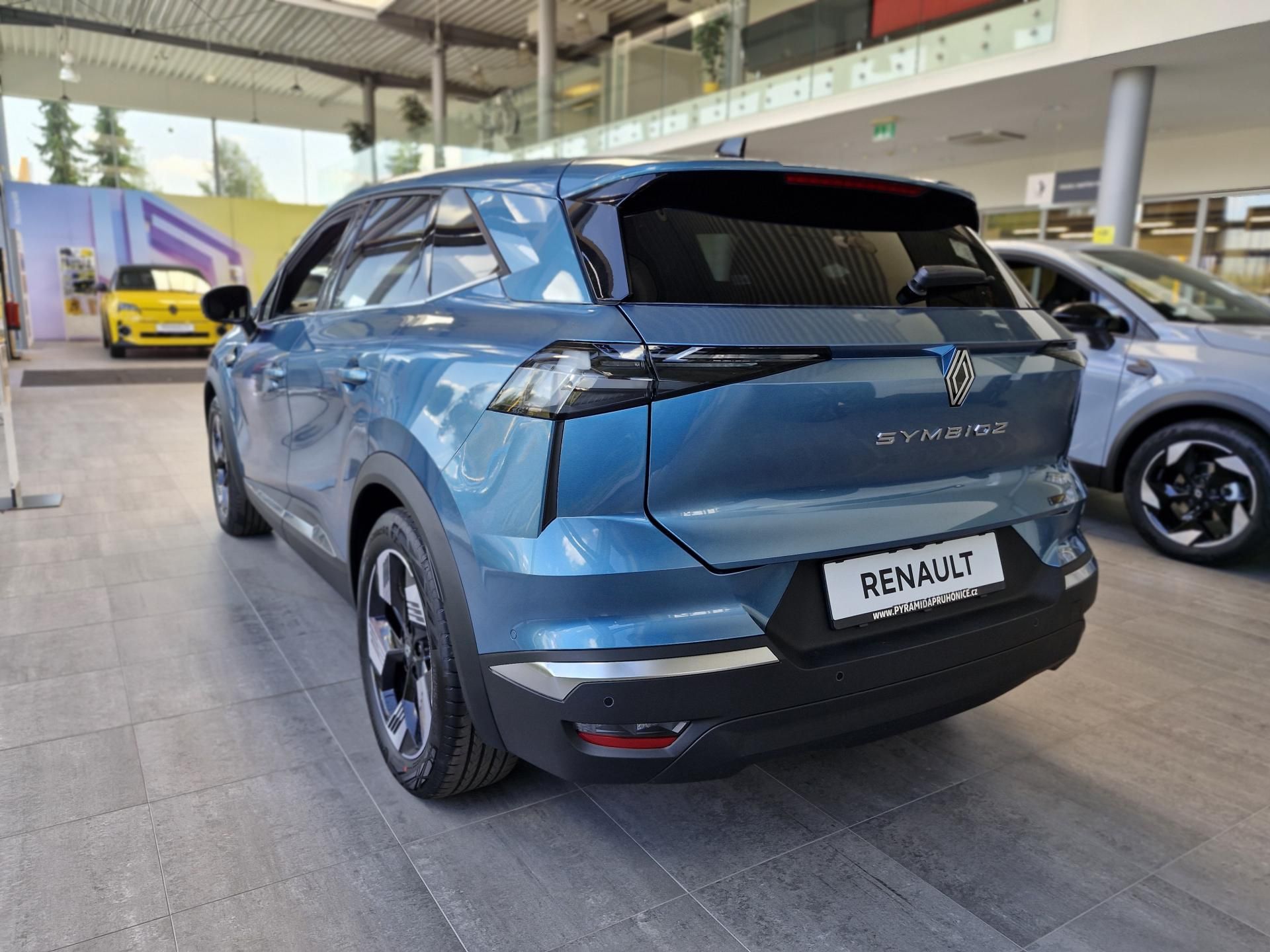 Renault Symbioz, techno E-Tech full hybrid 145 - fotka 5