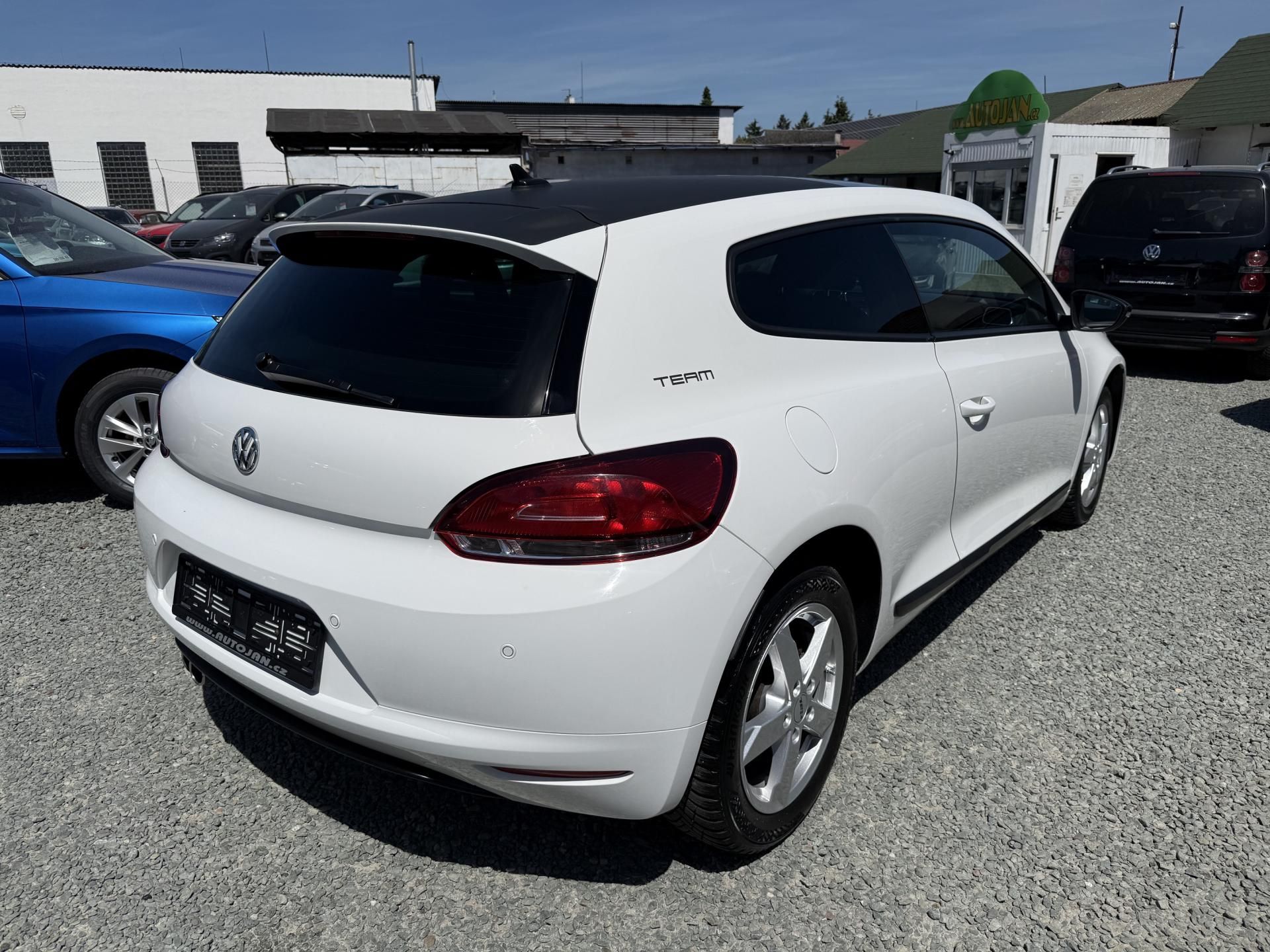 Volkswagen Scirocco, 2.0 TDI DSG SPORT 125KW - fotka 6