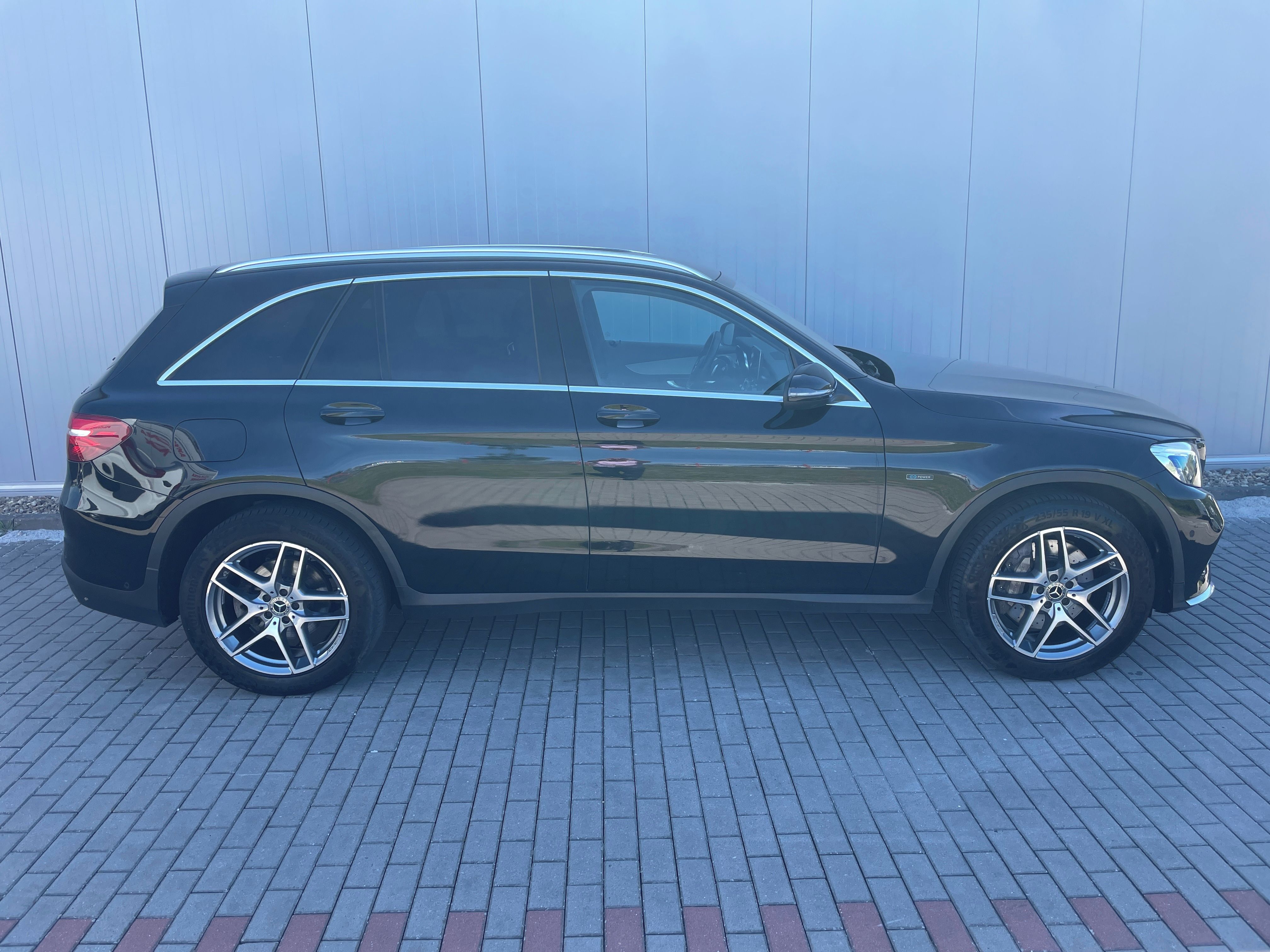 Mercedes-Benz GLC, 350e 4Matic 155kW - fotka 3