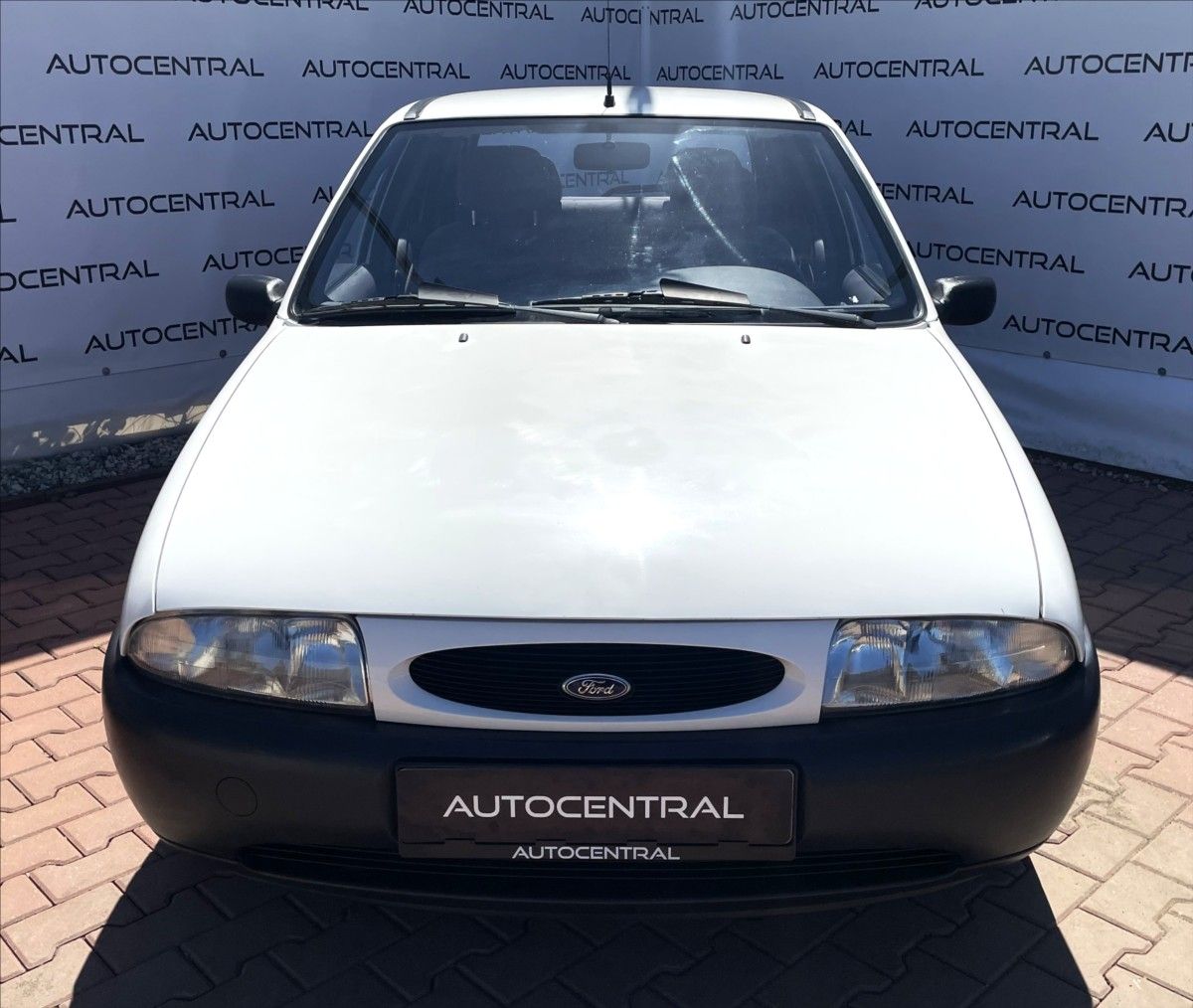 Ford Fiesta, 1,3 i,STK 8/27 - fotka 2