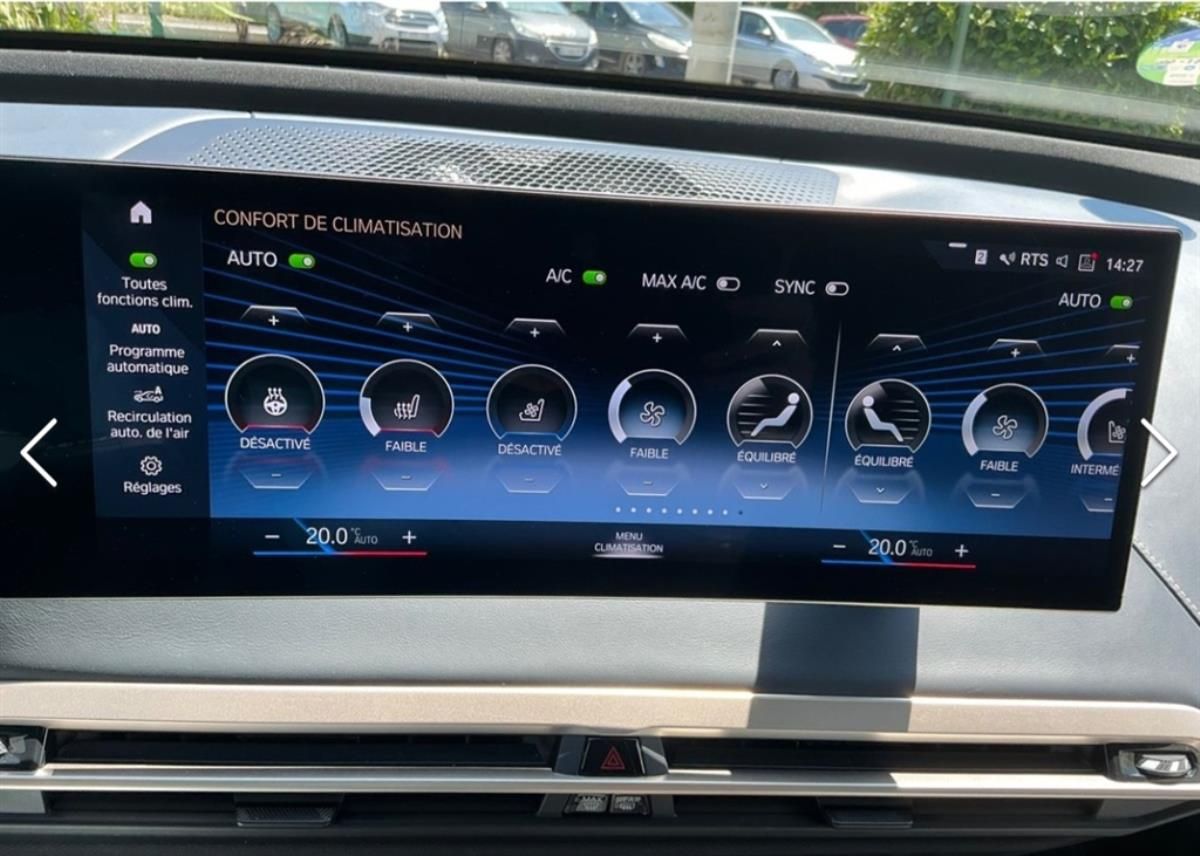 BMW iX, xDrive50 - fotka 4