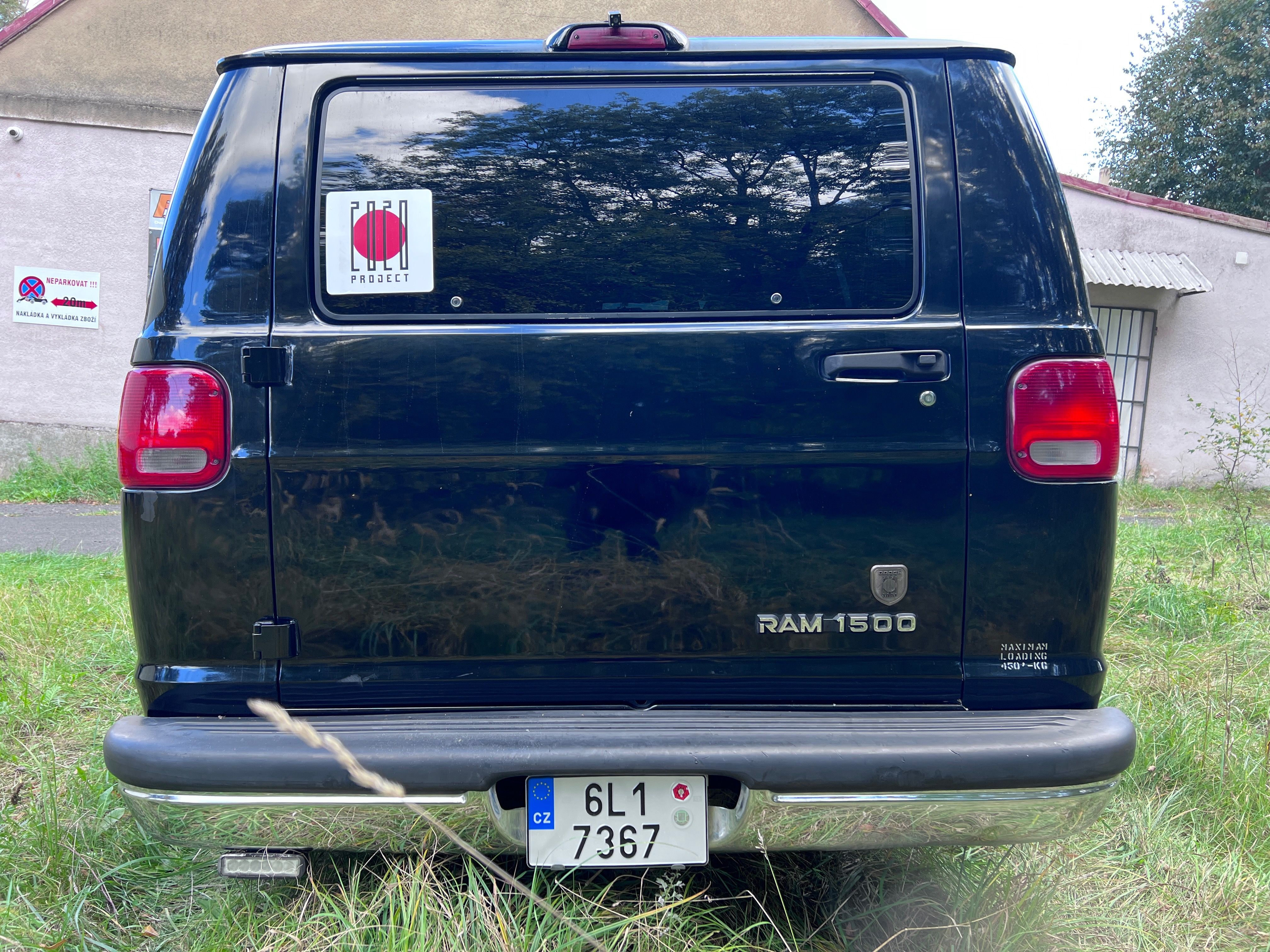 Dodge Ram 1500, DOGDE RAM 1500 WAGON - 5.2 -V8 - fotka 4