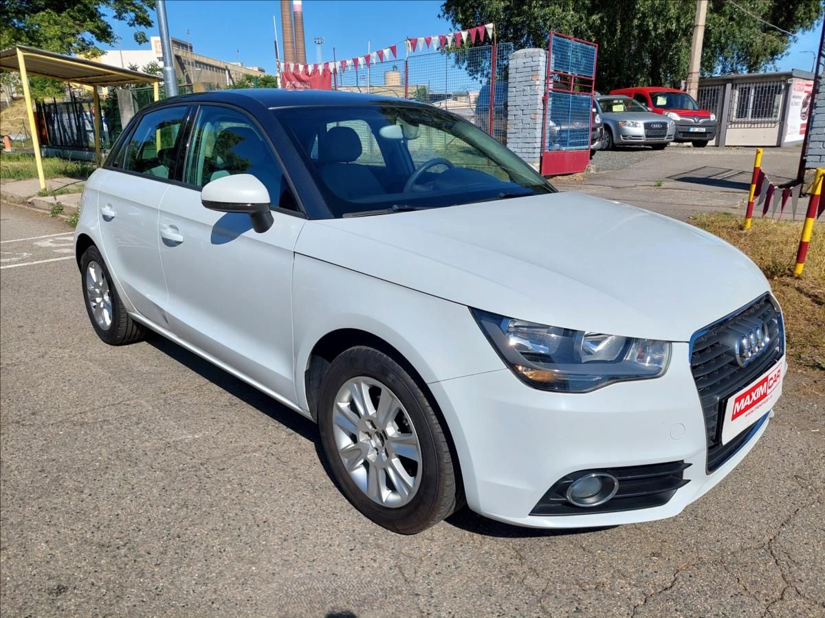 Audi A1, 1,2 TSi Top - fotka 3