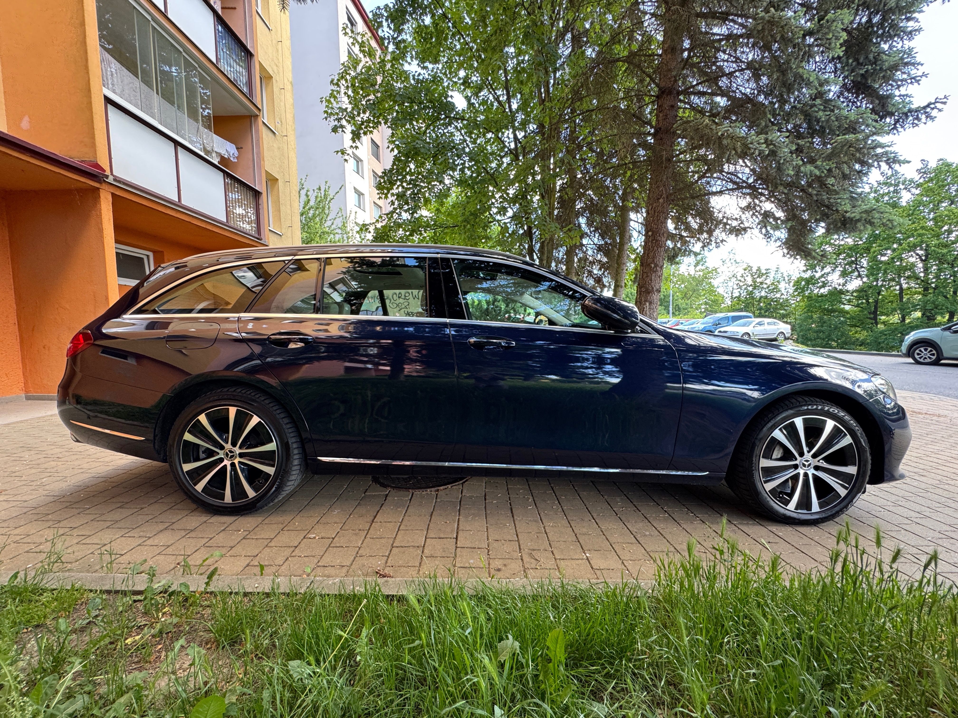 Mercedes-Benz Třídy E - fotka 2