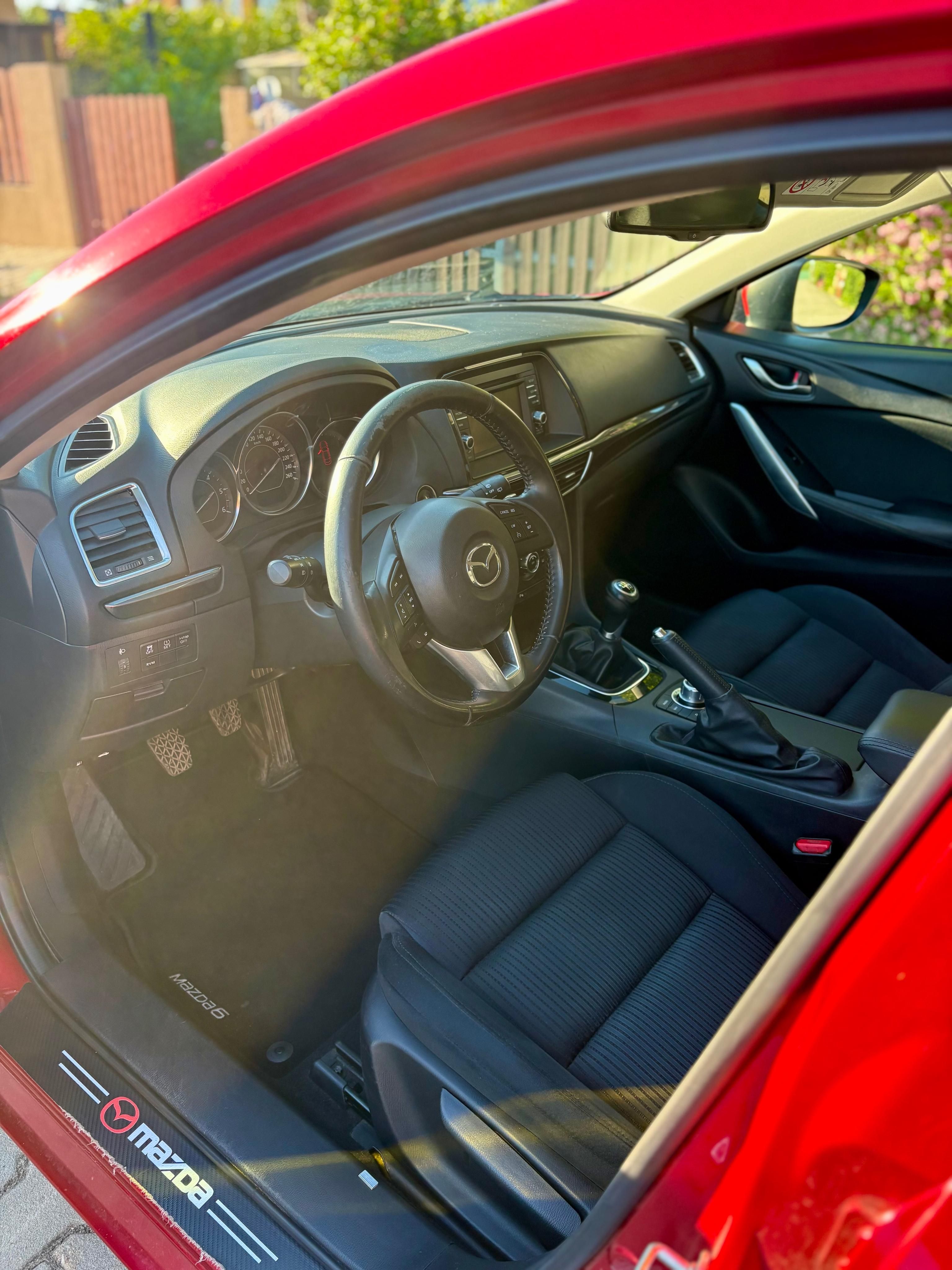 Mazda 6, 2.2 Skyactive 110kW TOP stav - fotka 6