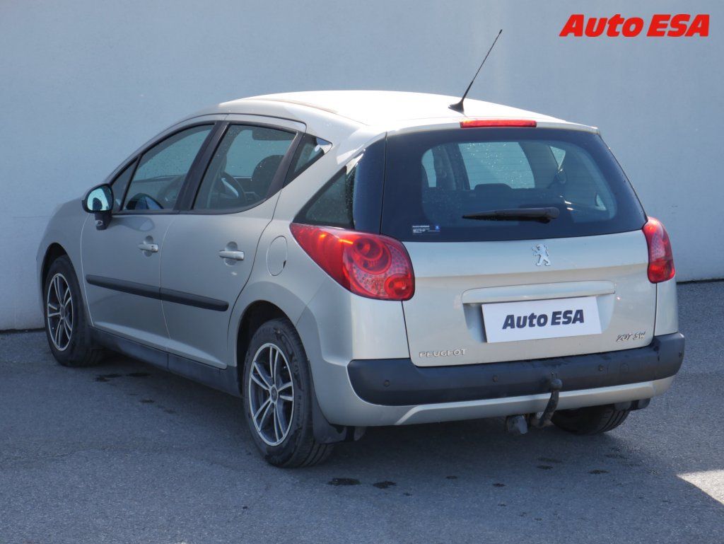 Peugeot 207, 1.4i,ČR - fotka 6