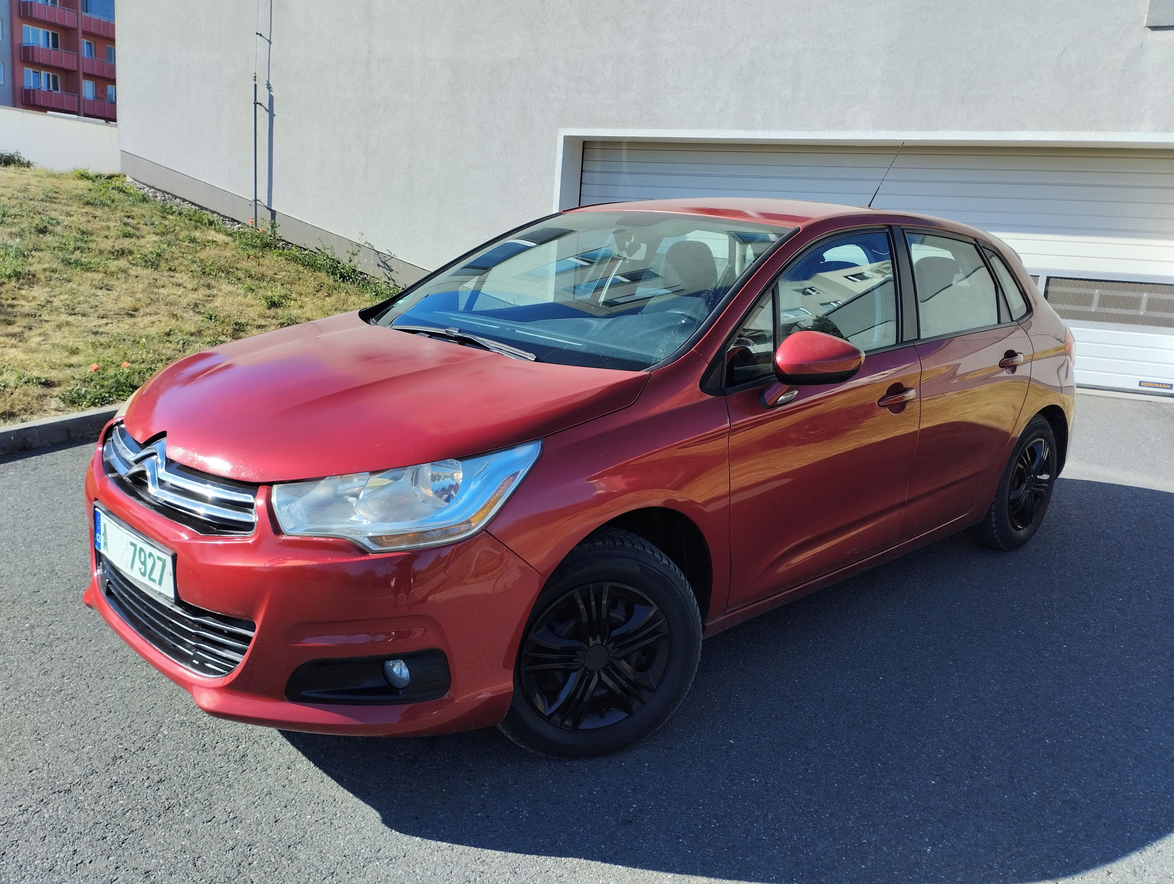 Citroën C4, 1.4 BENZÍN 140 TKM
