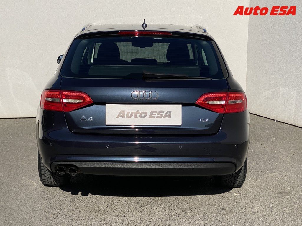 Audi A4, 2.0 TDi Avant - fotka 5
