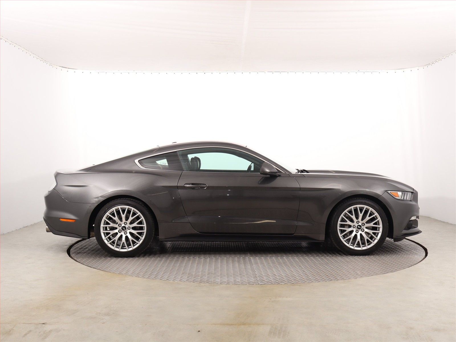 Ford Mustang, 2.3 Ecoboost, Kůže, Navi - fotka 6