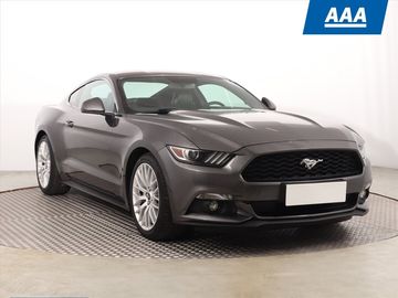2.3 Ecoboost, Kůže, Navi