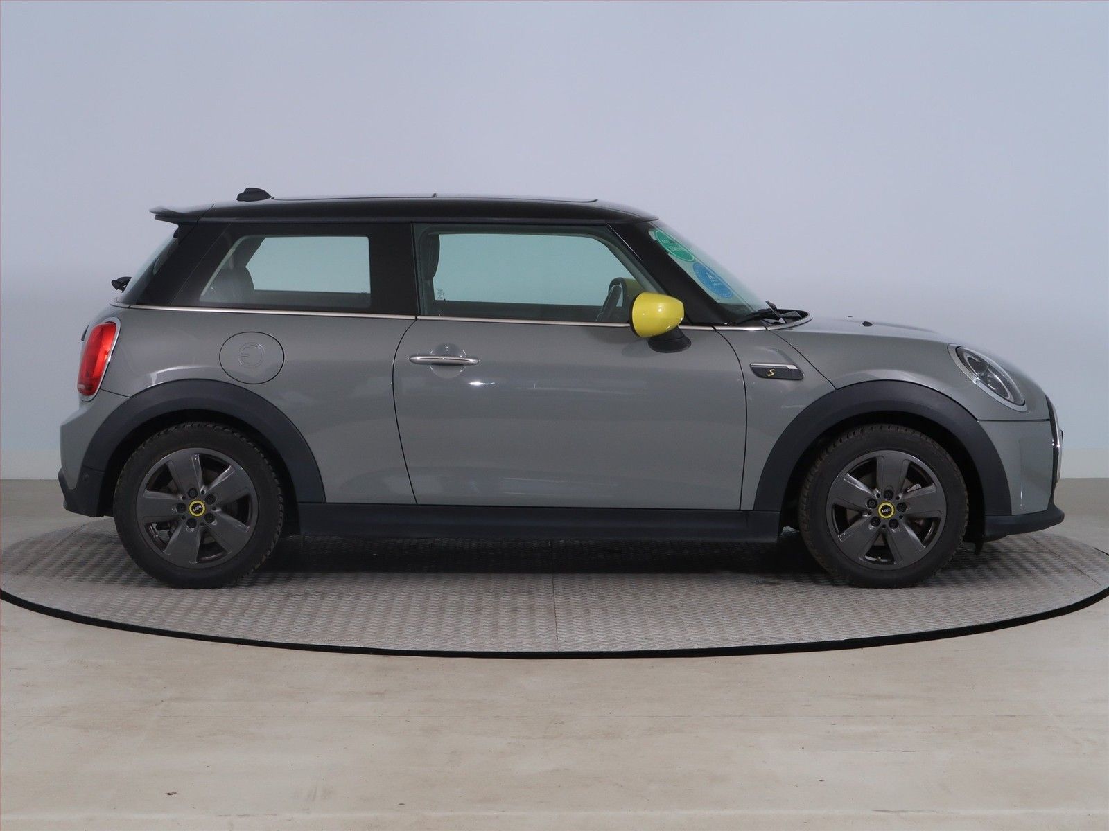 Mini, Cooper SE 32 kWh, SoH 94% - fotka 6