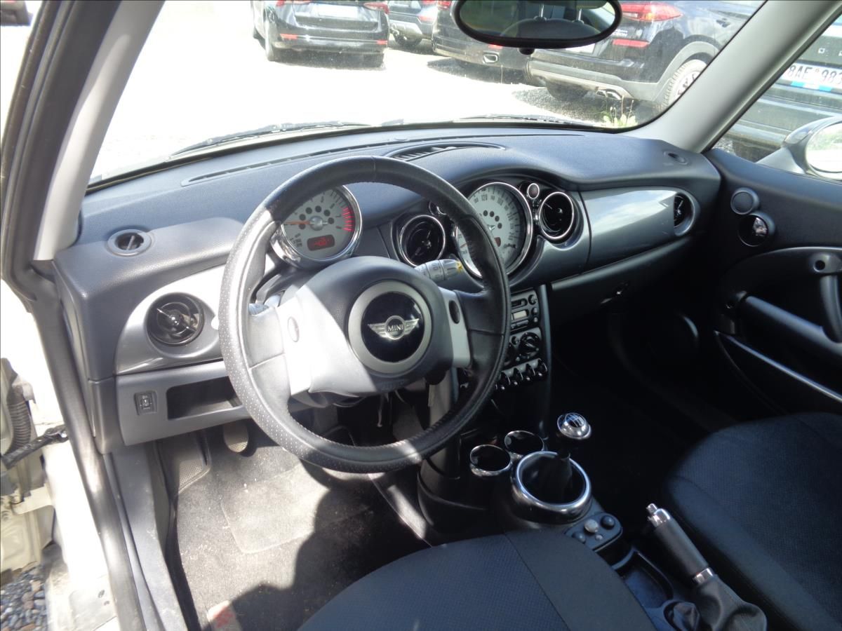 Mini Cooper, 1,6 - fotka 5