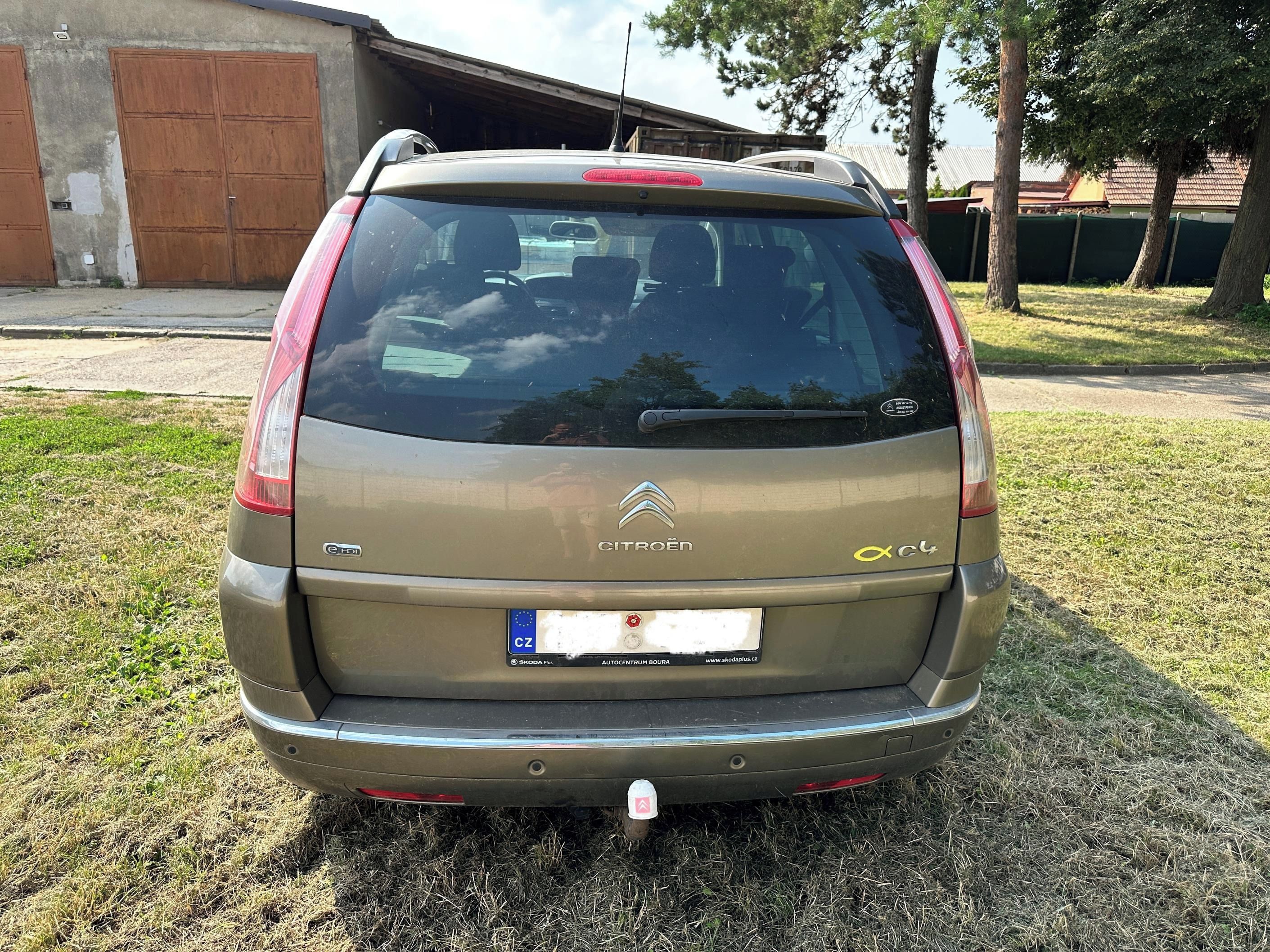 Citroën C4 Picasso, C4 Grand Picasso 1,6 eHDI - fotka 4