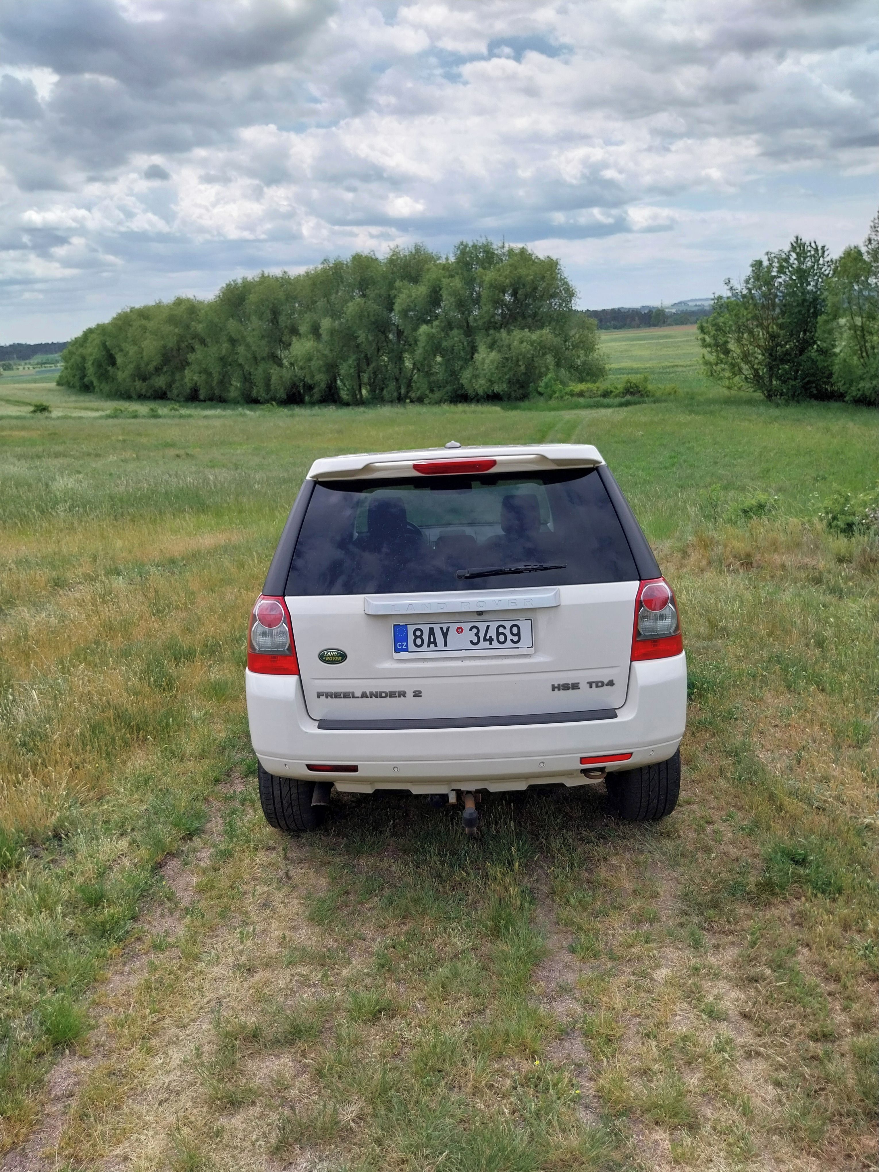 Land Rover Freelander, HSE 2,2 TD4, MAN., PANOR, KŮŽE - fotka 6