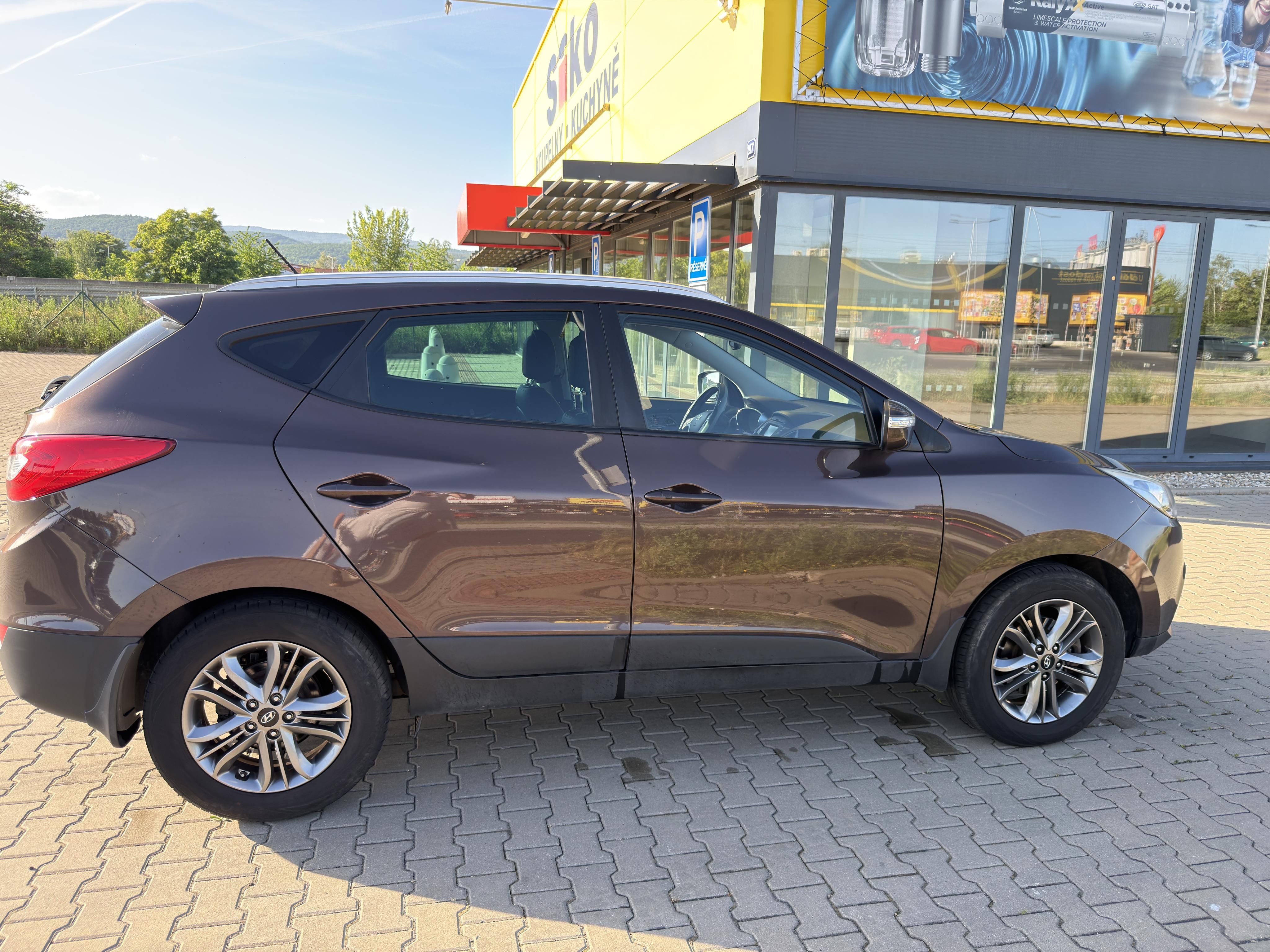Hyundai ix35, 2.0 CRDI - fotka 5