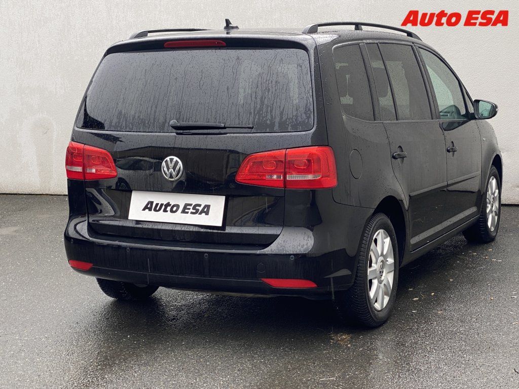 Volkswagen Touran, 1.2 TSi,navi,+kola - fotka 4