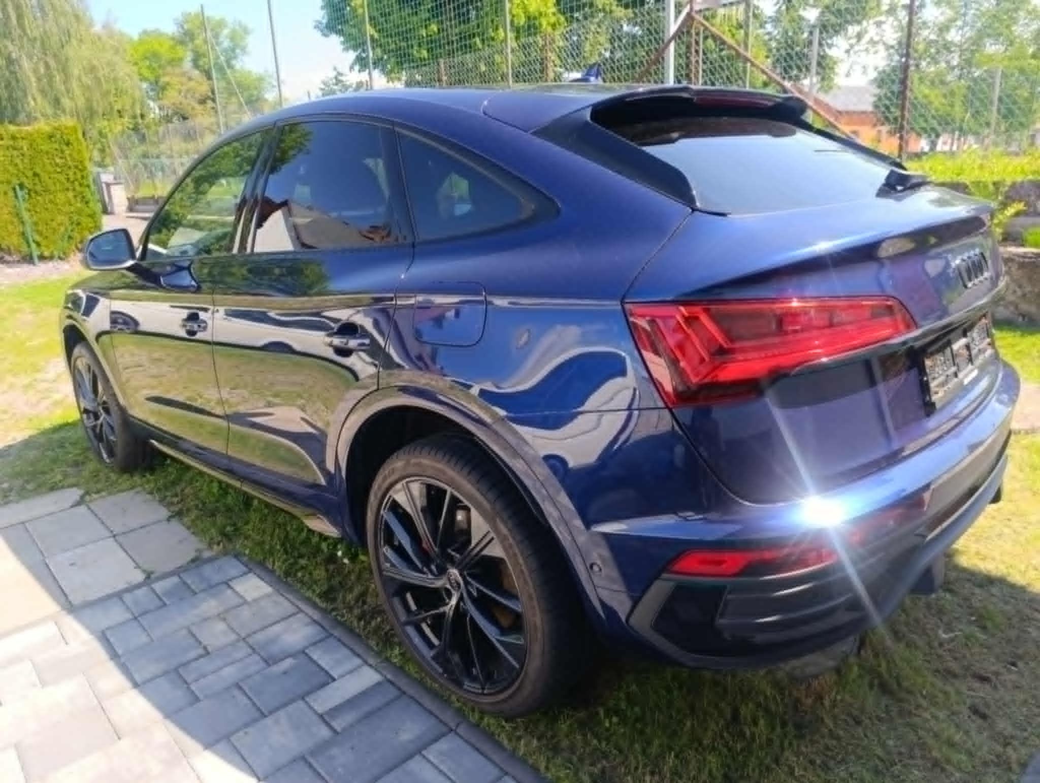 Audi Q5, 2.0 S-Line Hybrid Quattro - fotka 4