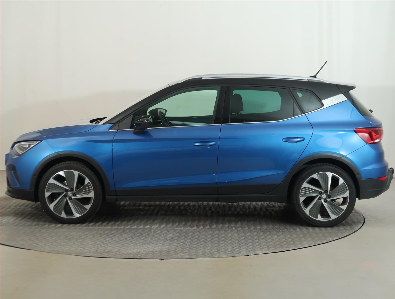 Seat Arona, 1.0 TSI, FR, Serv.kniha, Kůže - fotka 3