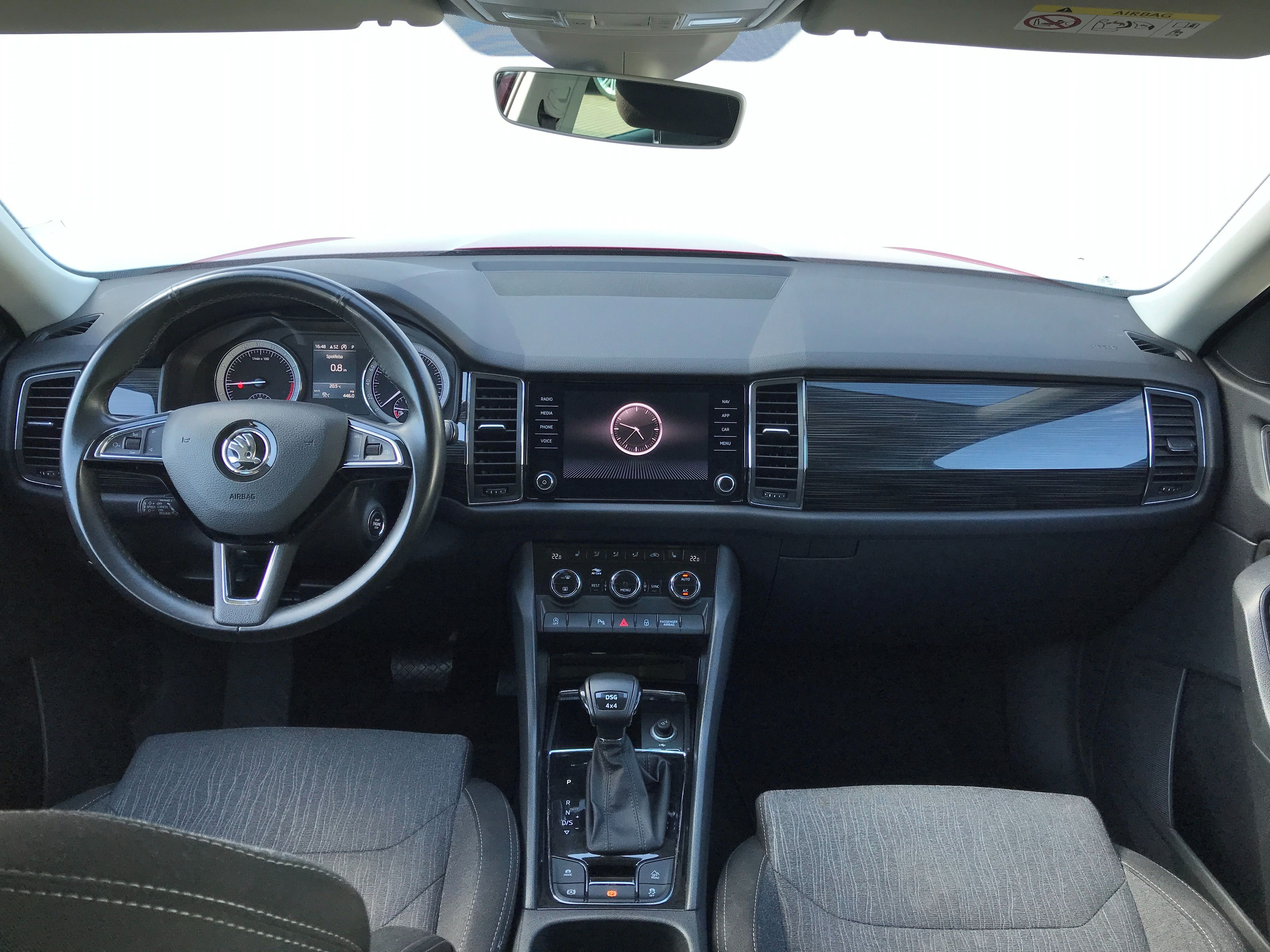 Škoda Kodiaq, 4x4 140kW 7°DSG+STYLE+TAŽNÉ - fotka 5