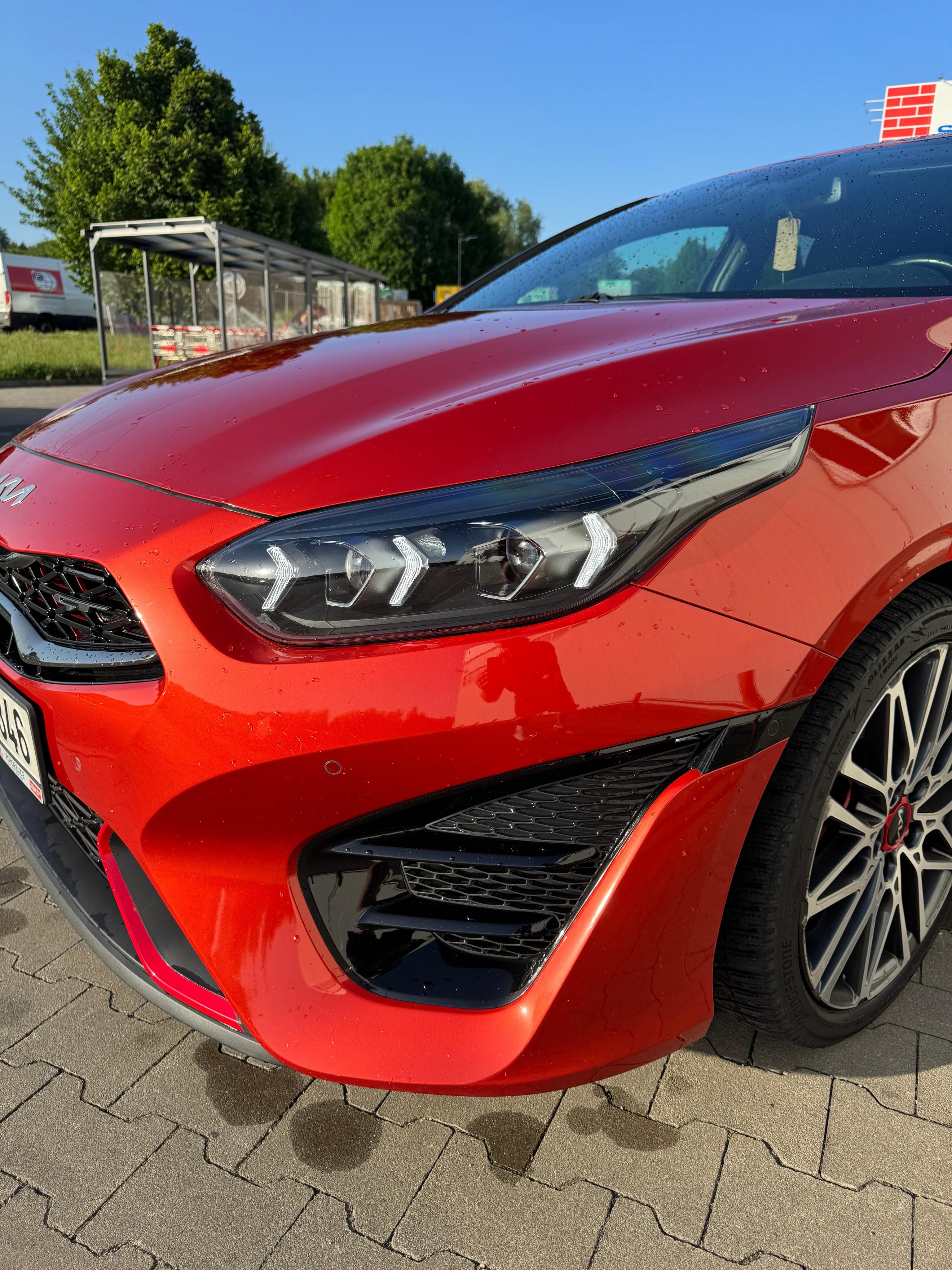 Kia ProCeed, 1,6 T-GDI GT AT - fotka 3