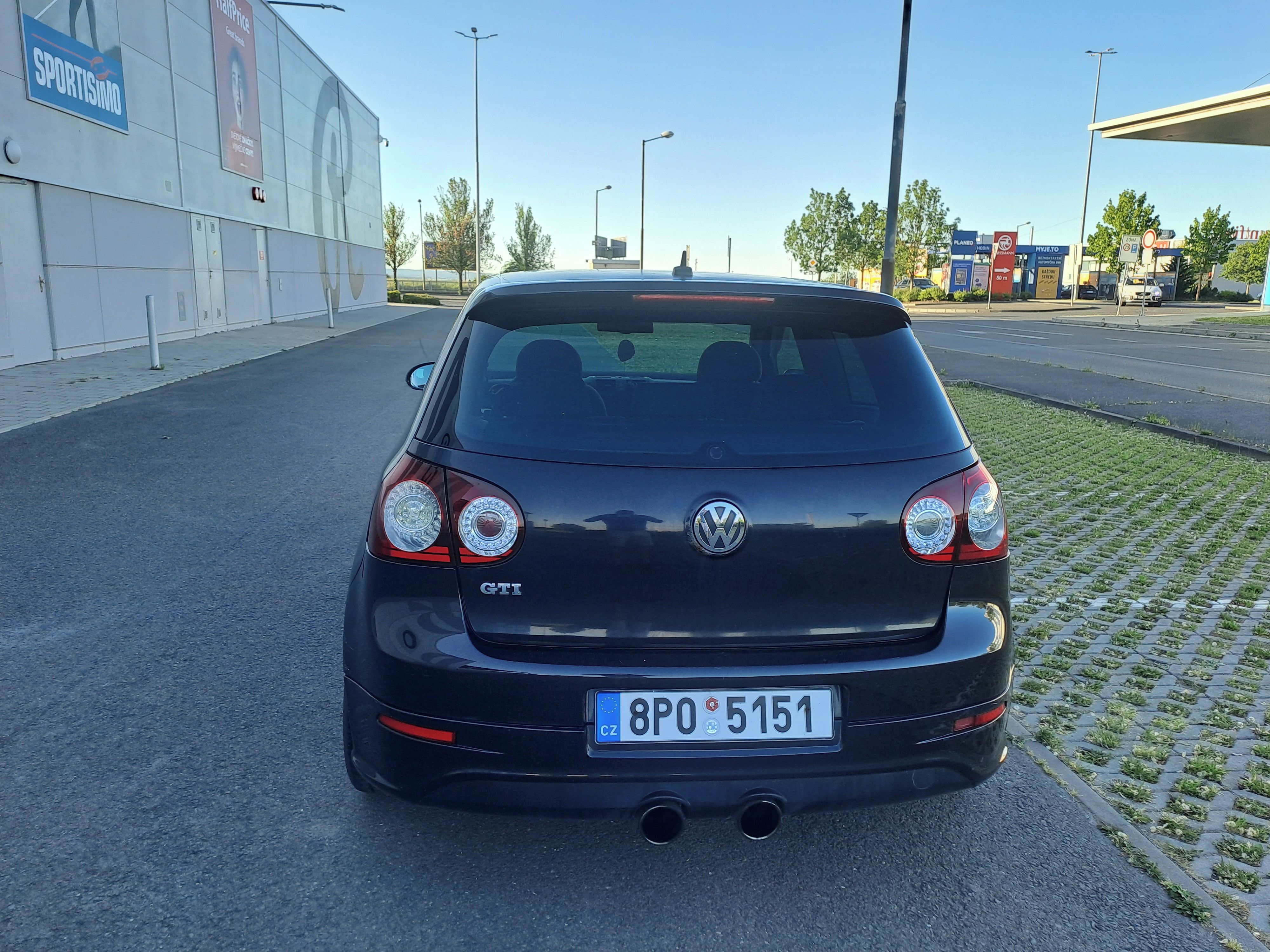Volkswagen Golf, 2.0TFSI 147KW GTI - fotka 6