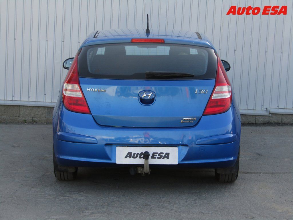 Hyundai i30, 1.6 CRDi,1.maj,ČR - fotka 5