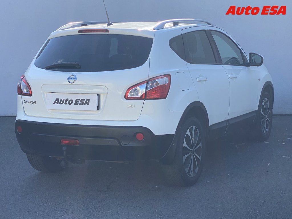 Nissan Qashqai, 1.6DCi,2.maj,ČR - fotka 4