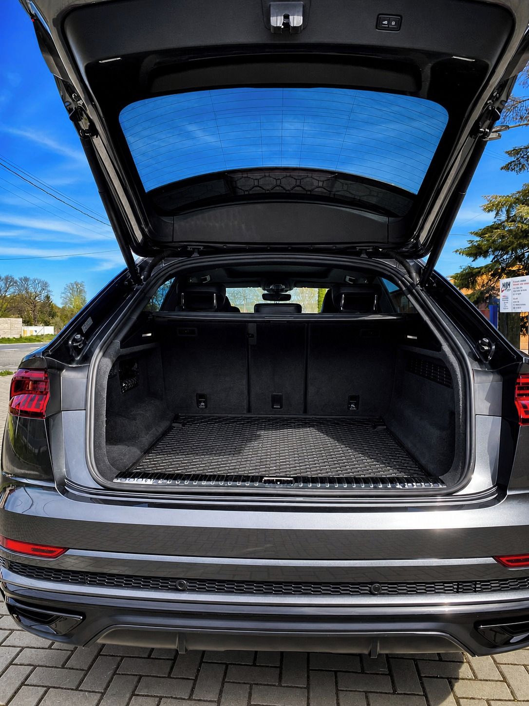 Audi Q8 - fotka 6